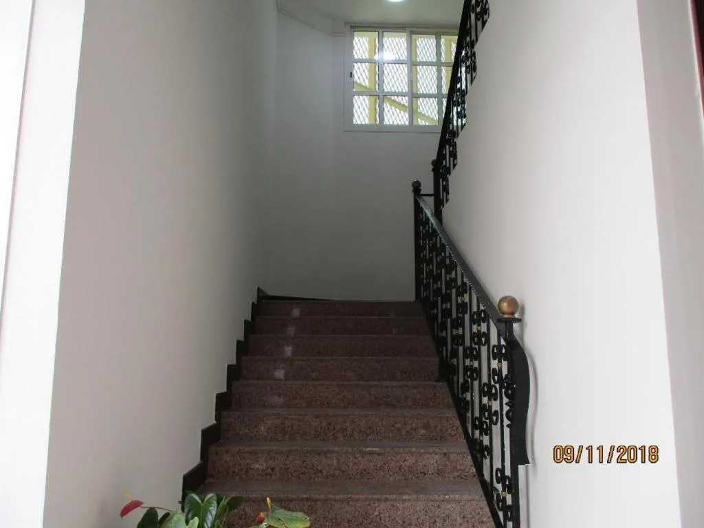 Sovereign Hotel - Marriage Certificate Required