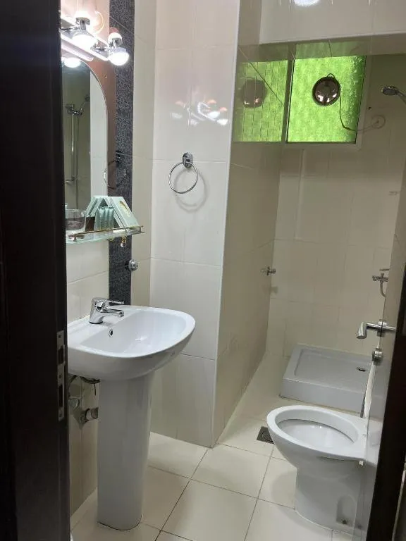 Sovereign Hotel - Marriage Certificate Required