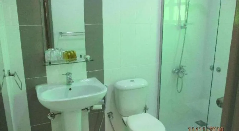 Sovereign Hotel - Marriage Certificate Required