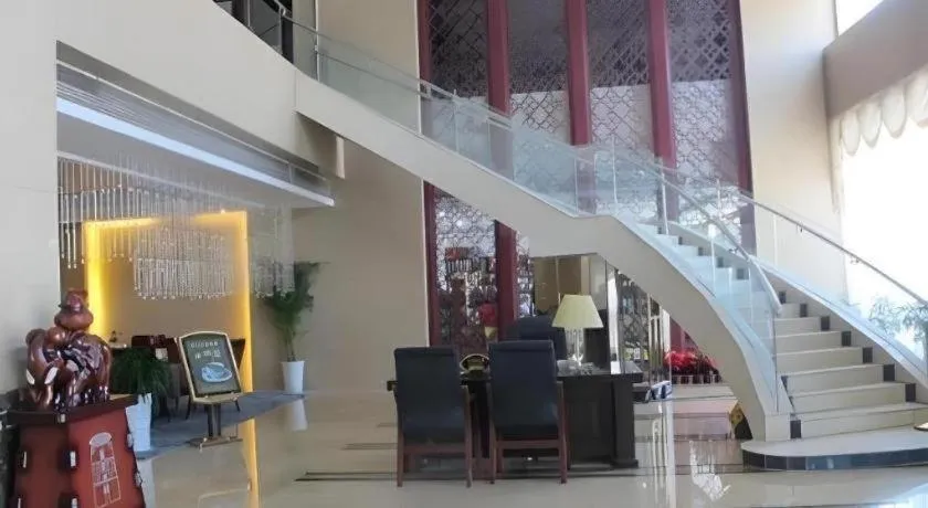 Aksu Pudong Holiday Hotel