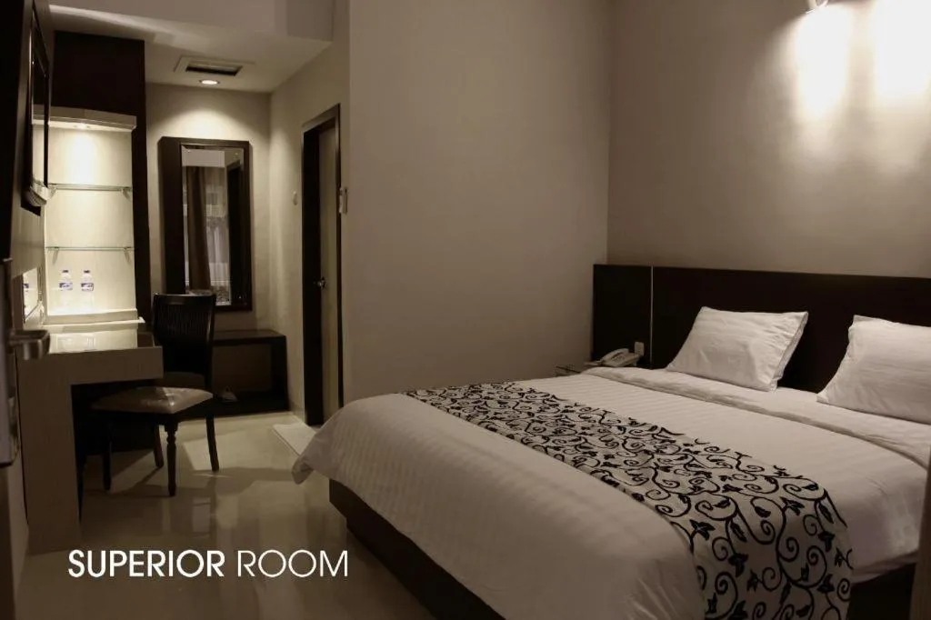 Bed in Mega Permata Hotel