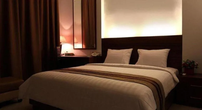 Bed in Mega Permata Hotel
