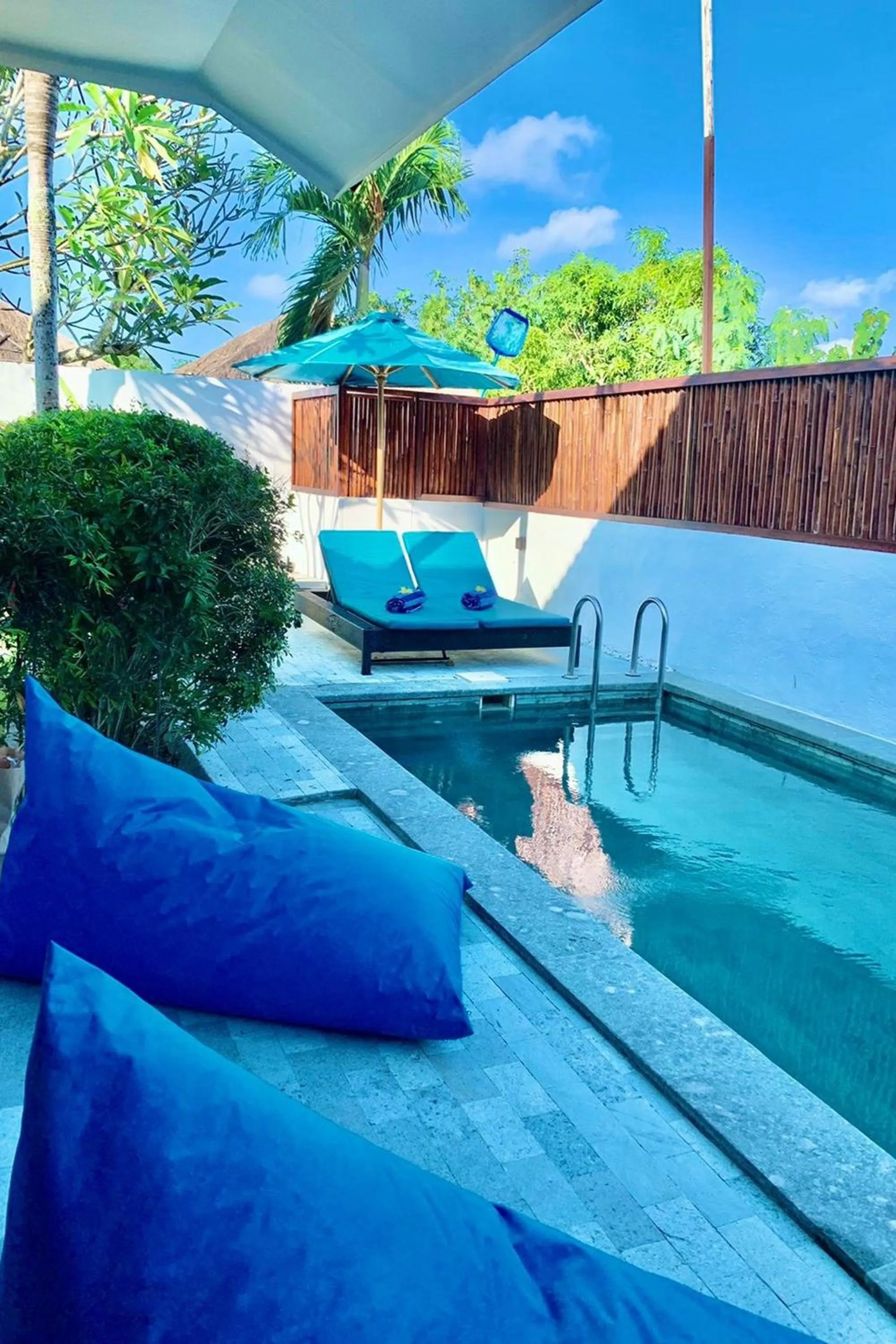 Swimming pool in Tresna Villa 9