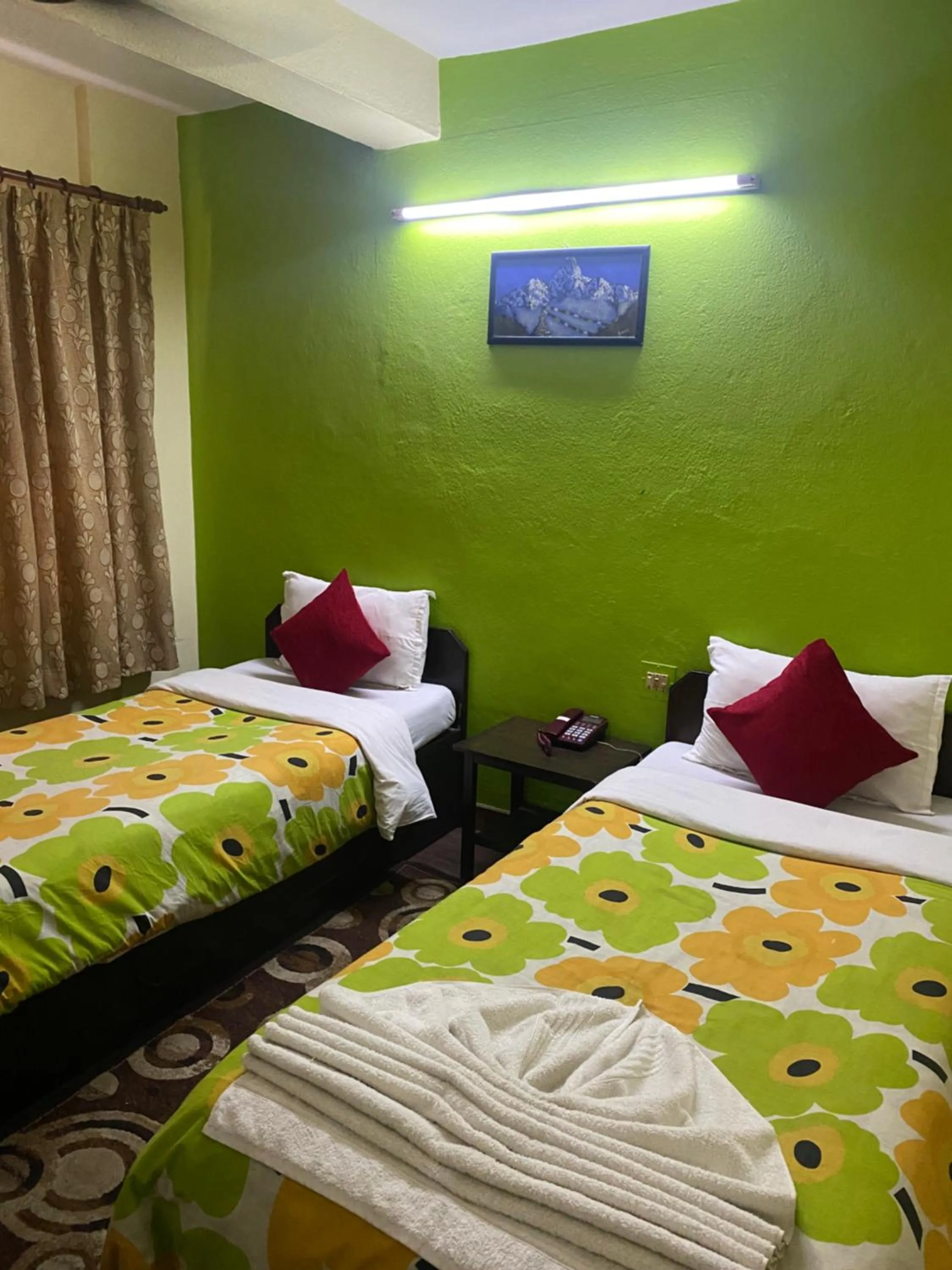 Bedroom, Bed in Bag Packer's Lodge