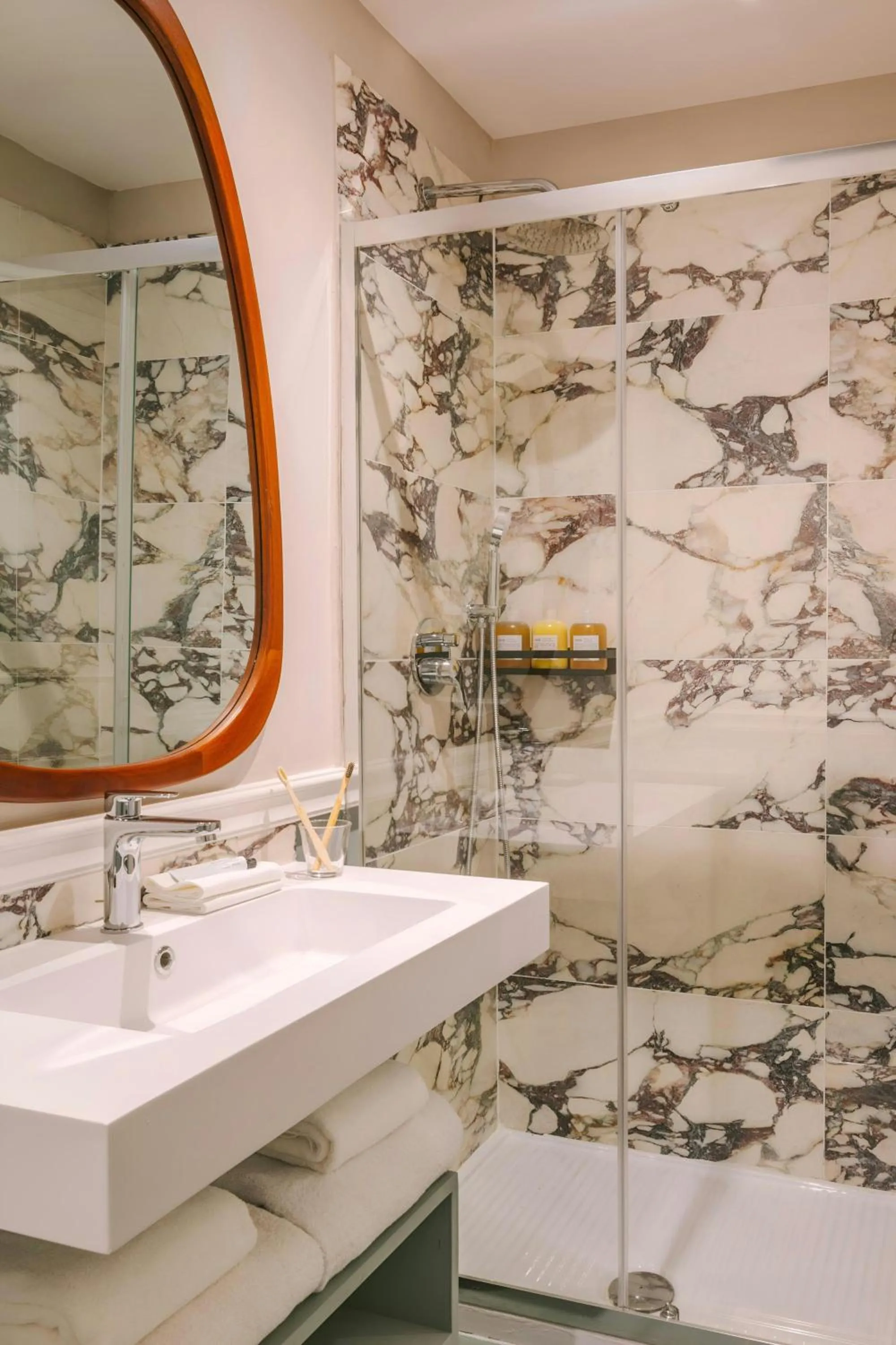 Bathroom in The Sonetto powered by Sonder