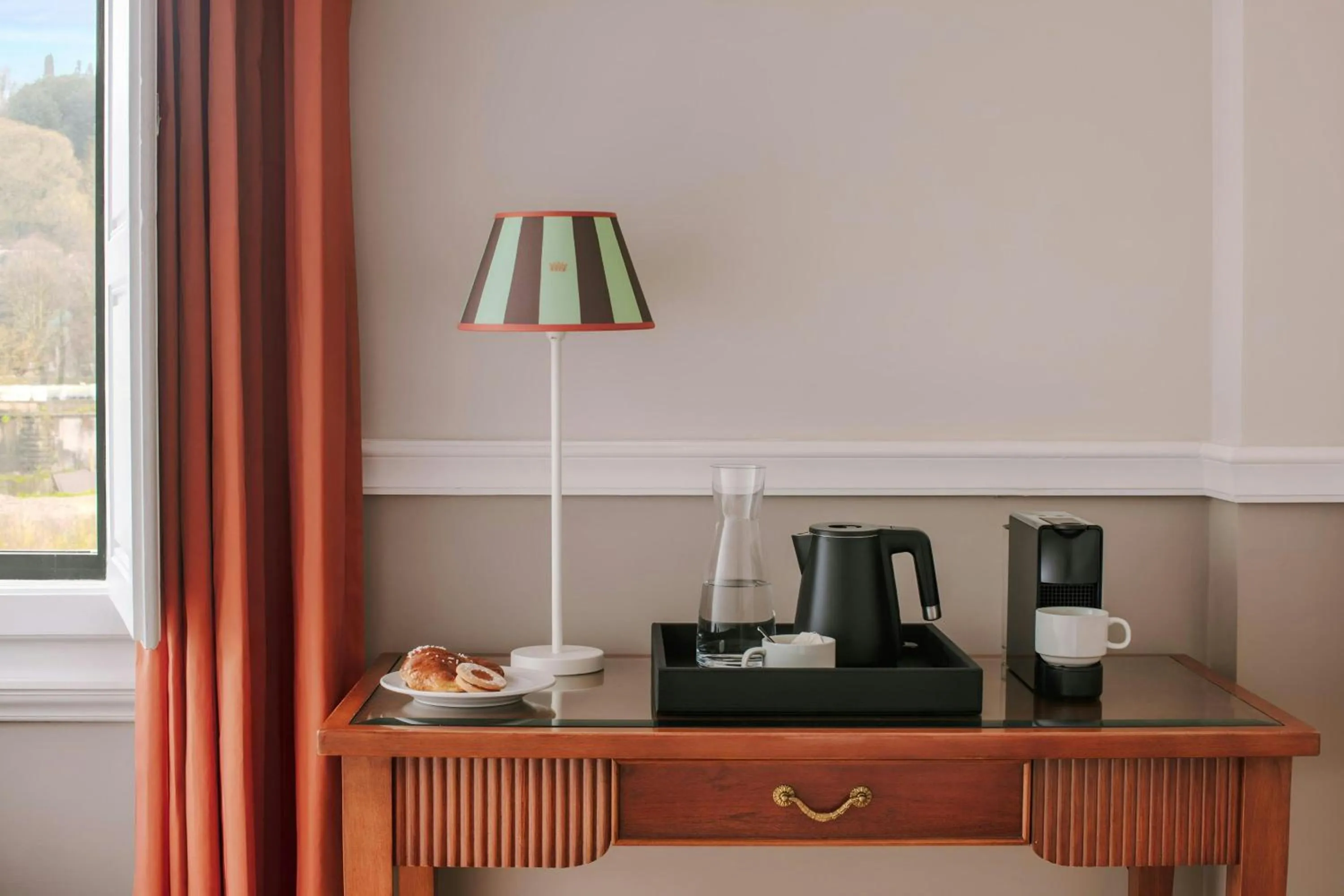 Bedroom in The Sonetto powered by Sonder