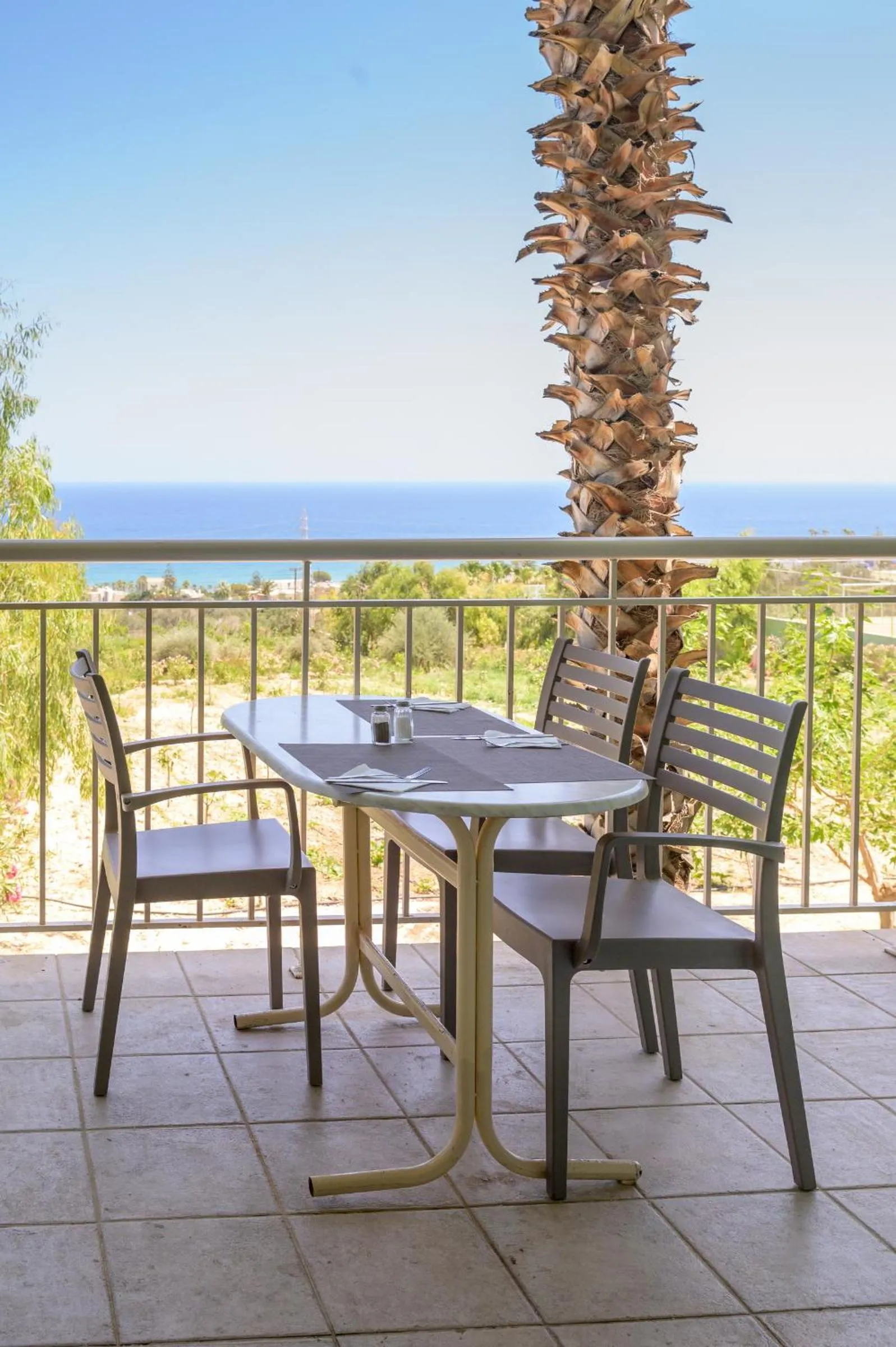 Restaurant/places to eat in Aqua Sun Village