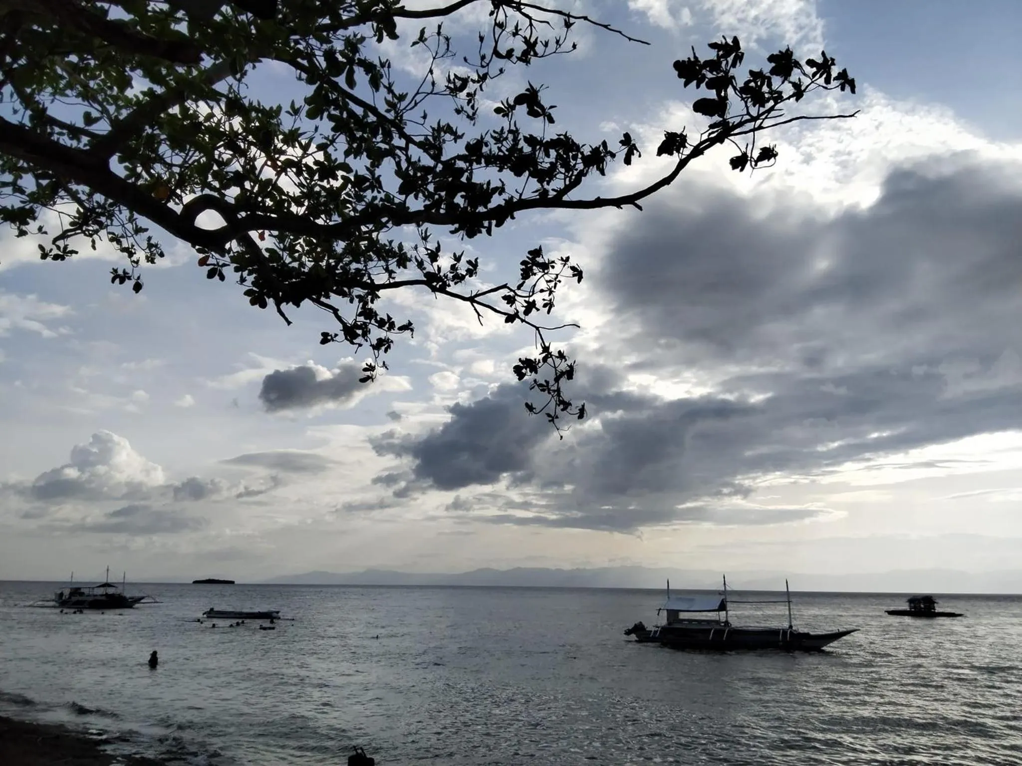 Moalboal Beach Front Hotel