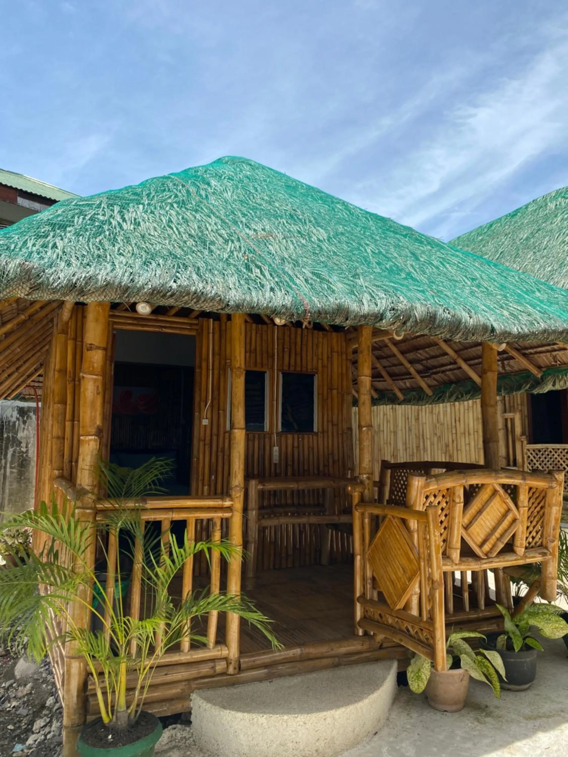 Moalboal Beach Front Hotel