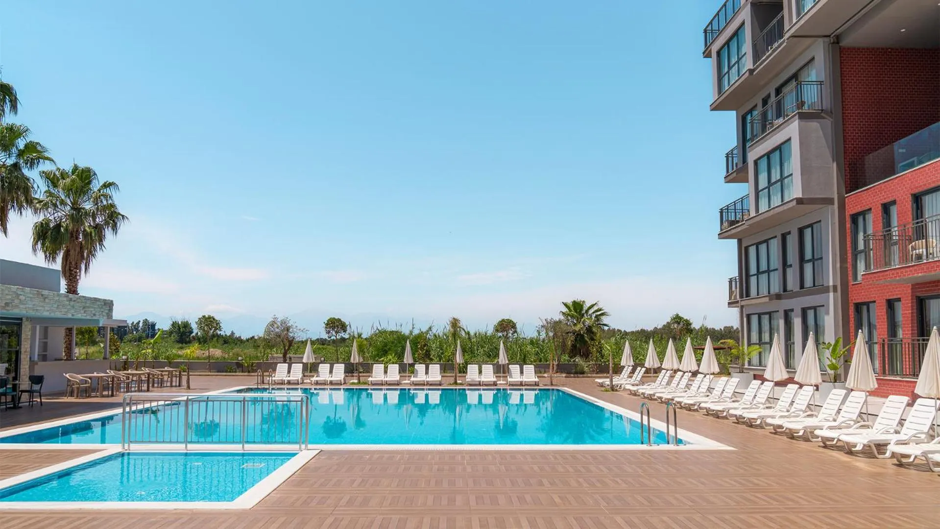 Evin Park Suit Lara & Spa