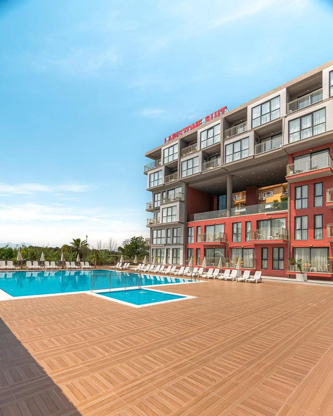 Evin Park Suit Lara & Spa