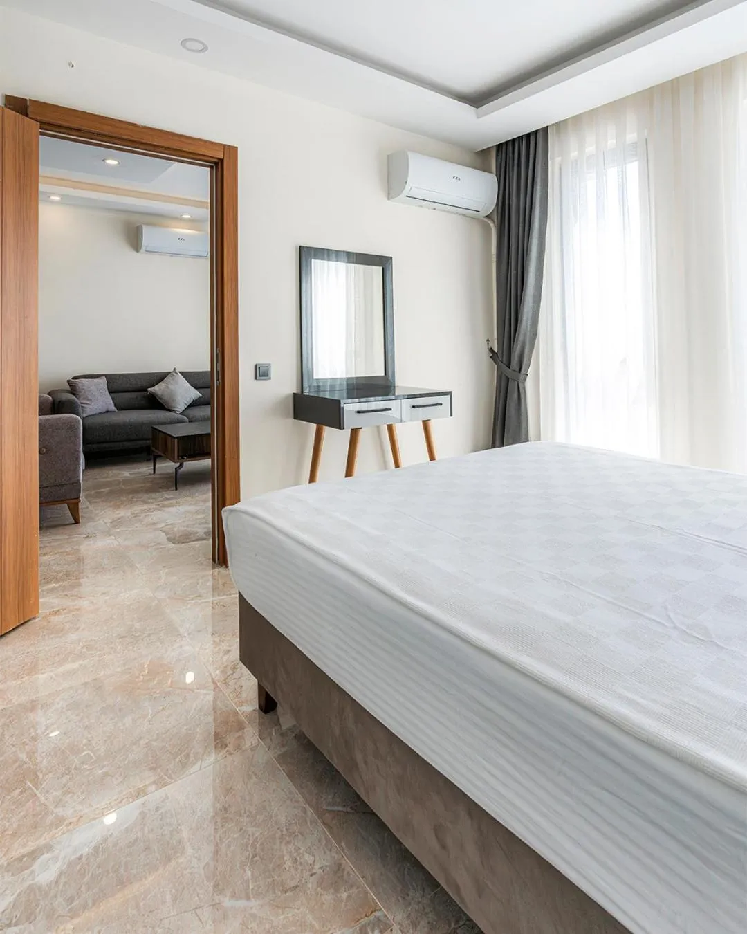 Bed in Evin Park Suit Lara & Spa