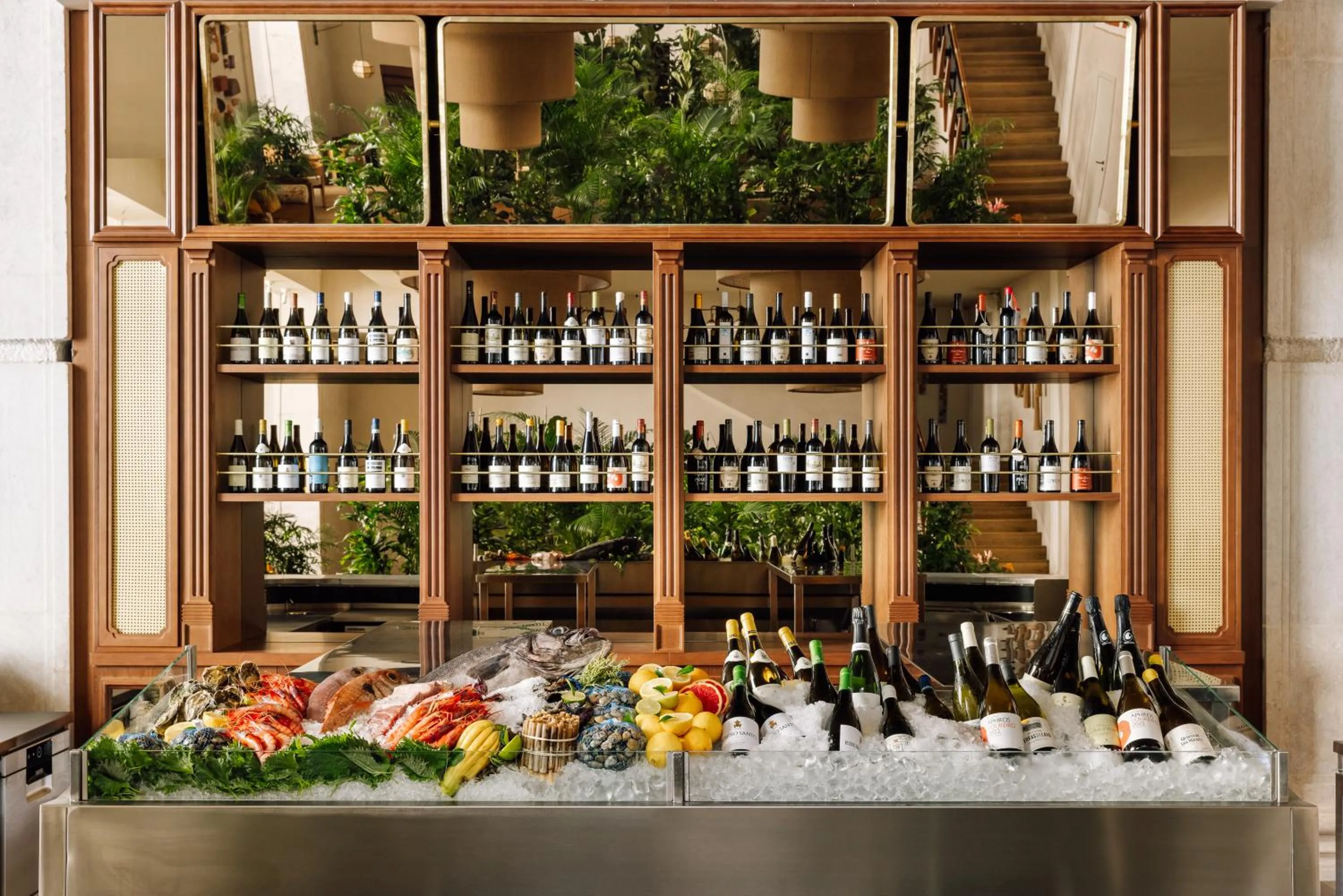 Restaurant/places to eat in Locke de Santa Joana