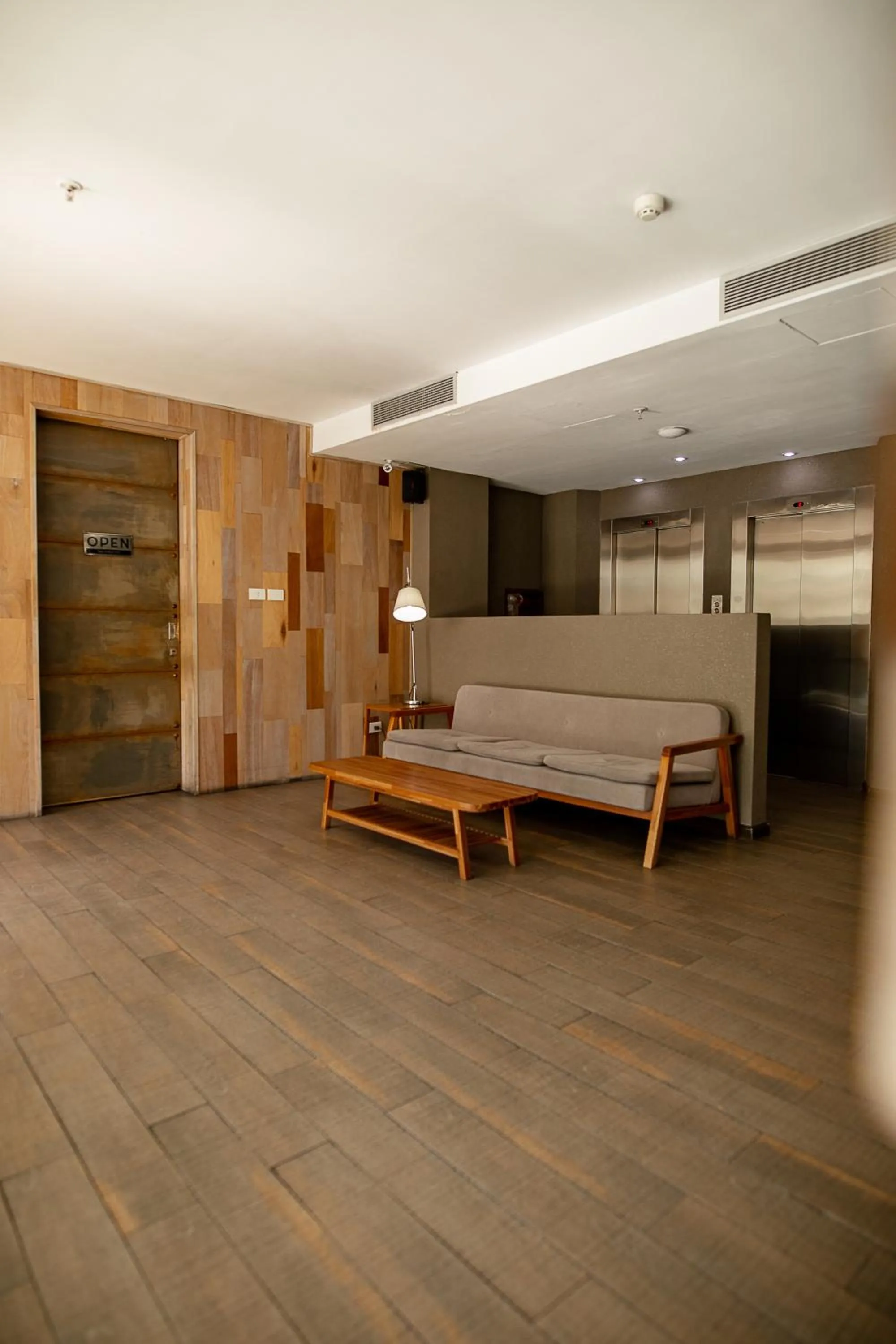 Lobby or reception in Smart Hotel Montevideo