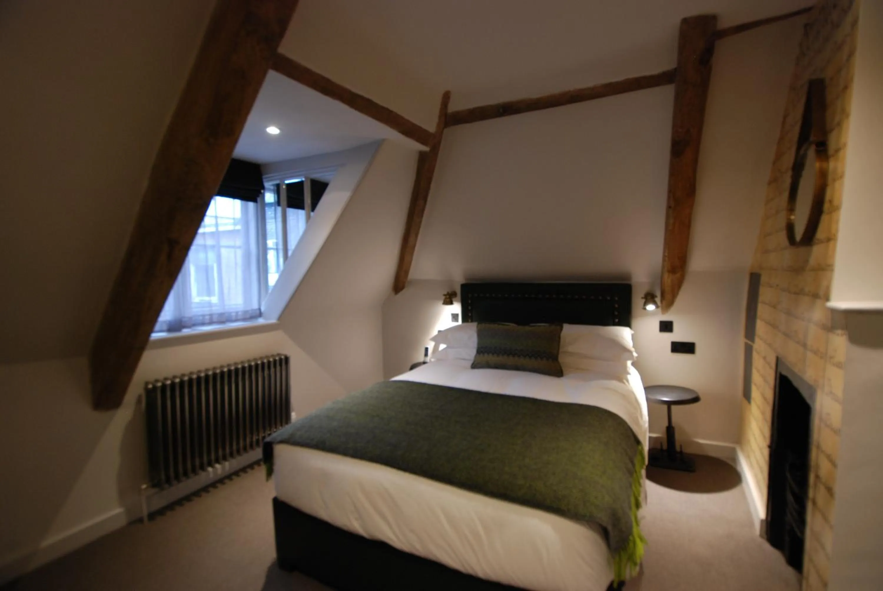 Bedroom, Bed in Judges Court