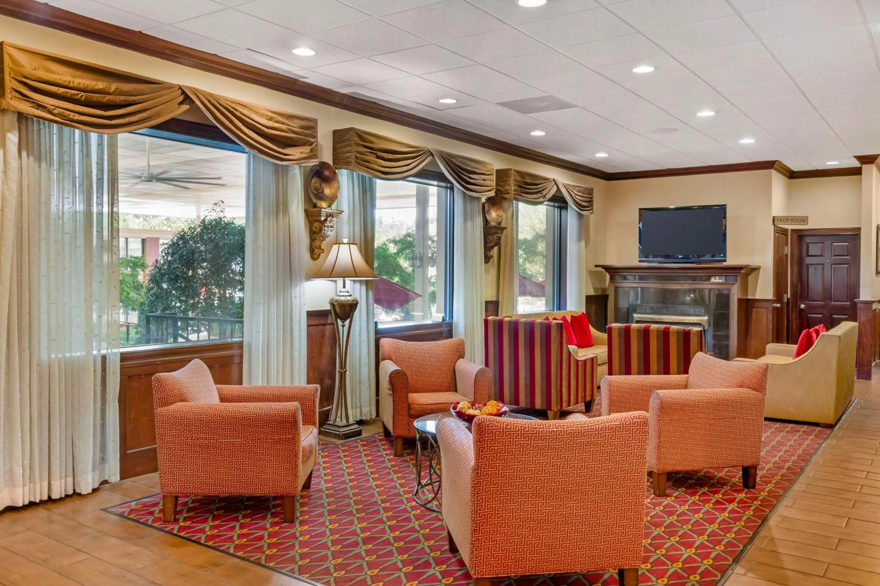 Lobby or reception in Best Western Plus Burlington