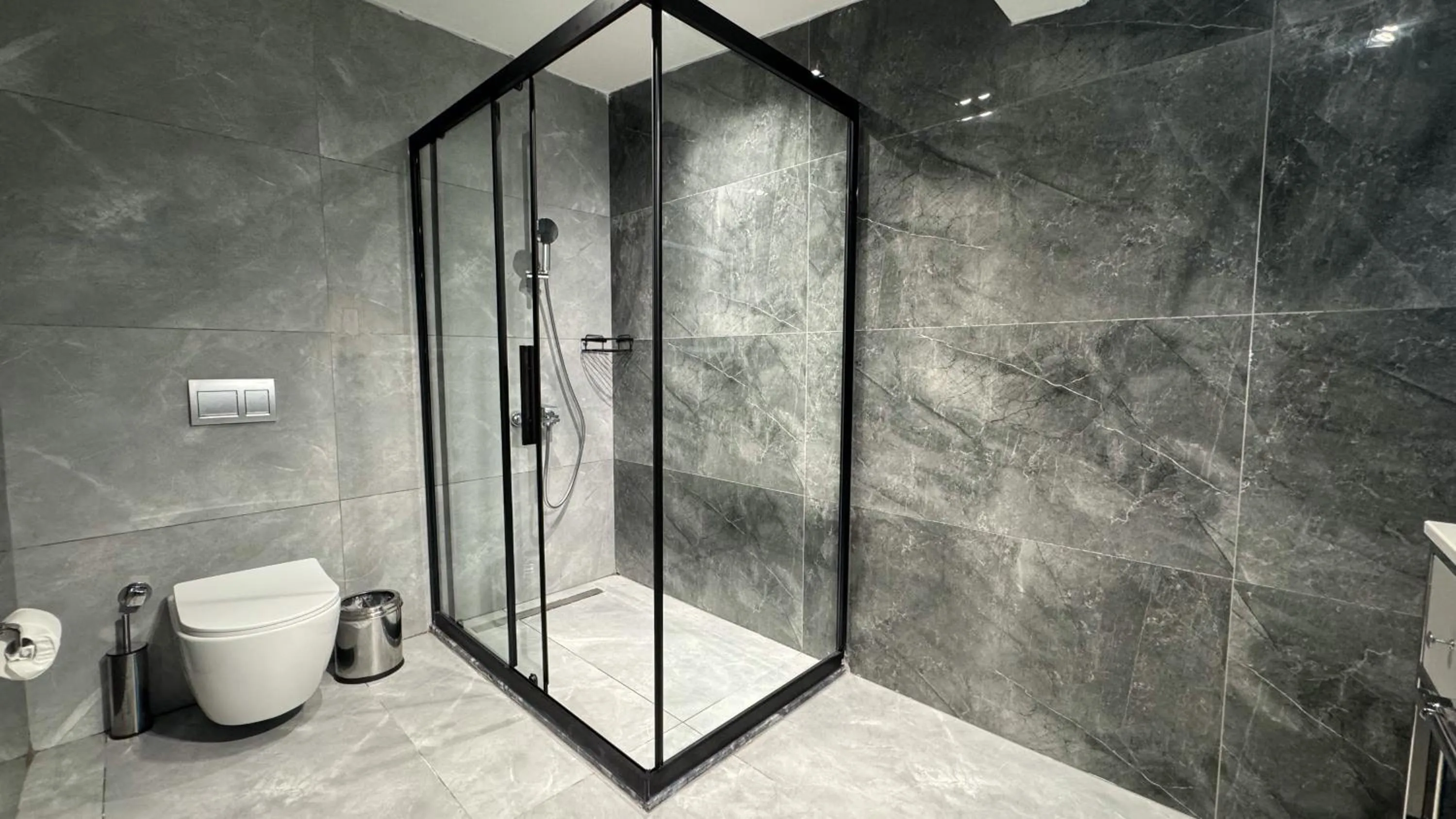 Shower in Alice Hotel Antalya