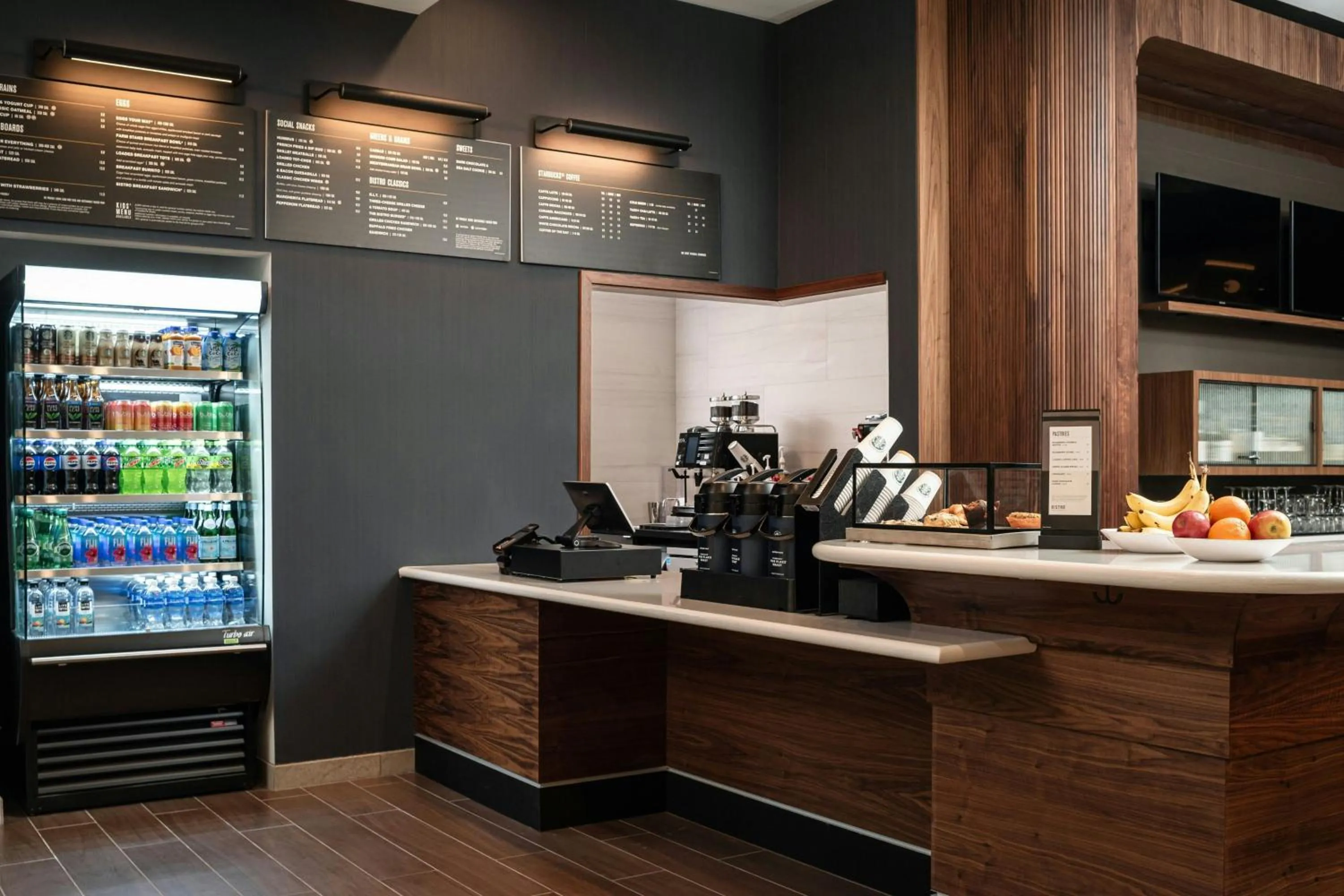 Breakfast in Courtyard by Marriott Cleveland TN