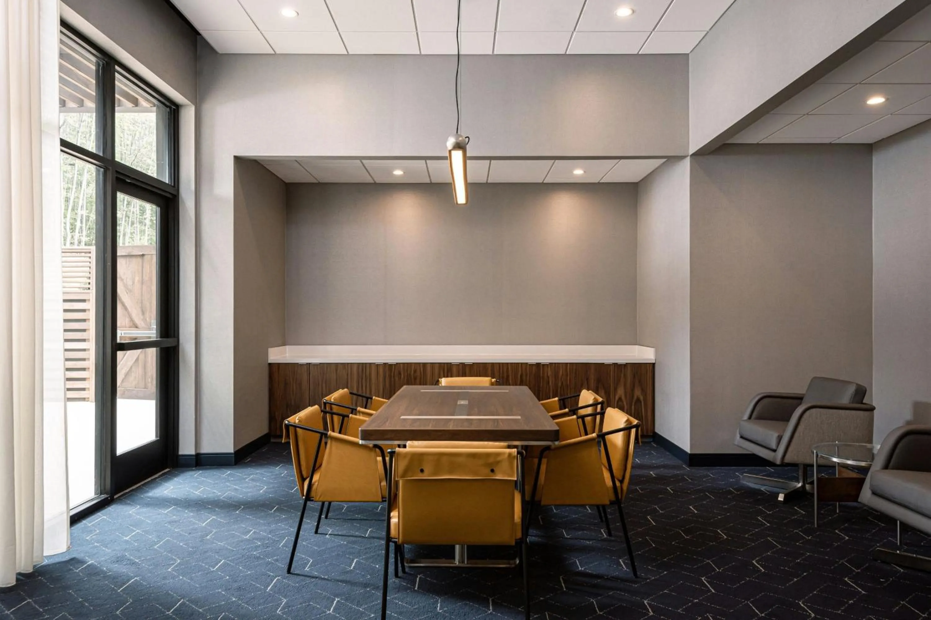 Meeting/conference room in Courtyard by Marriott Cleveland TN