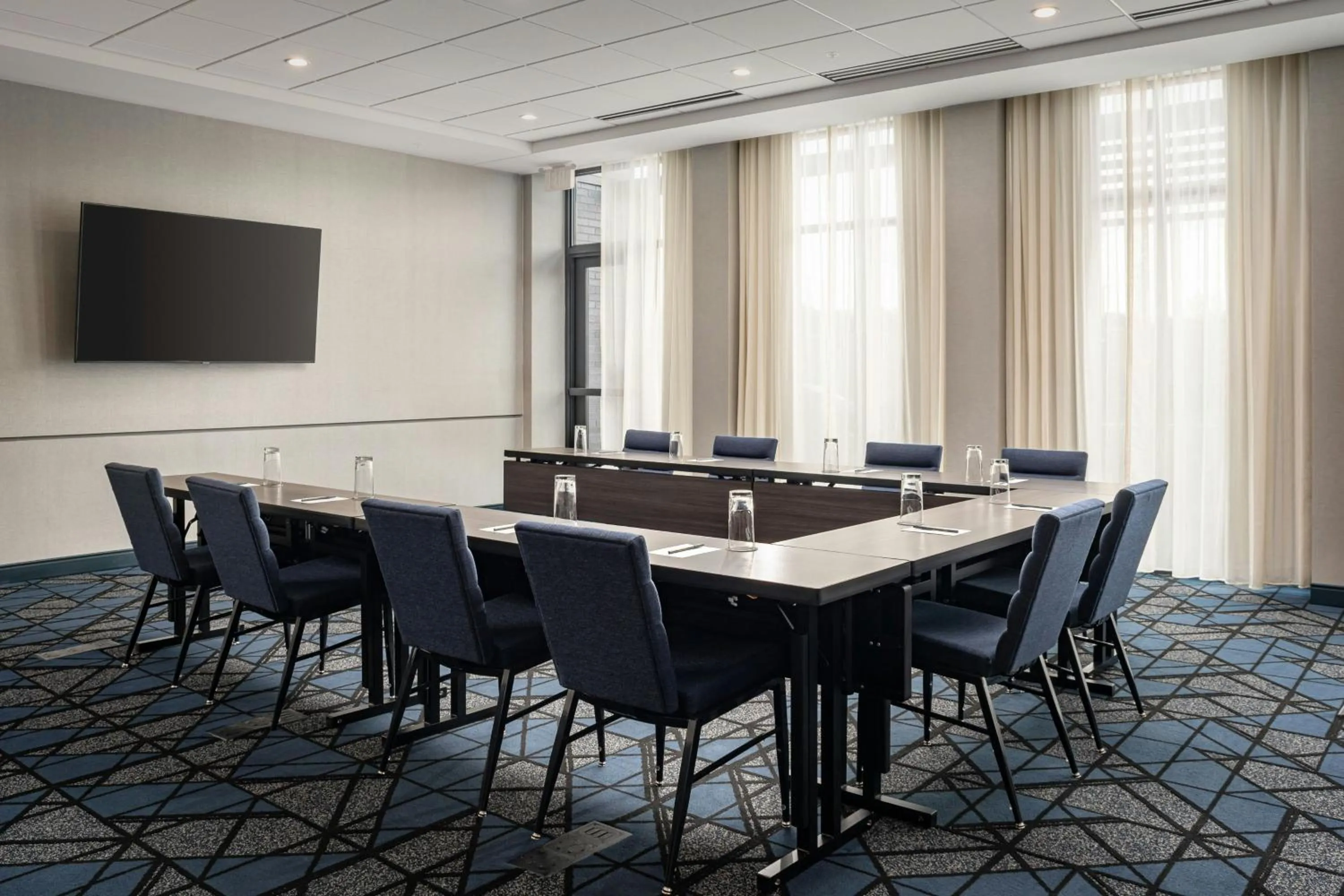 Meeting/conference room in Courtyard by Marriott Cleveland TN