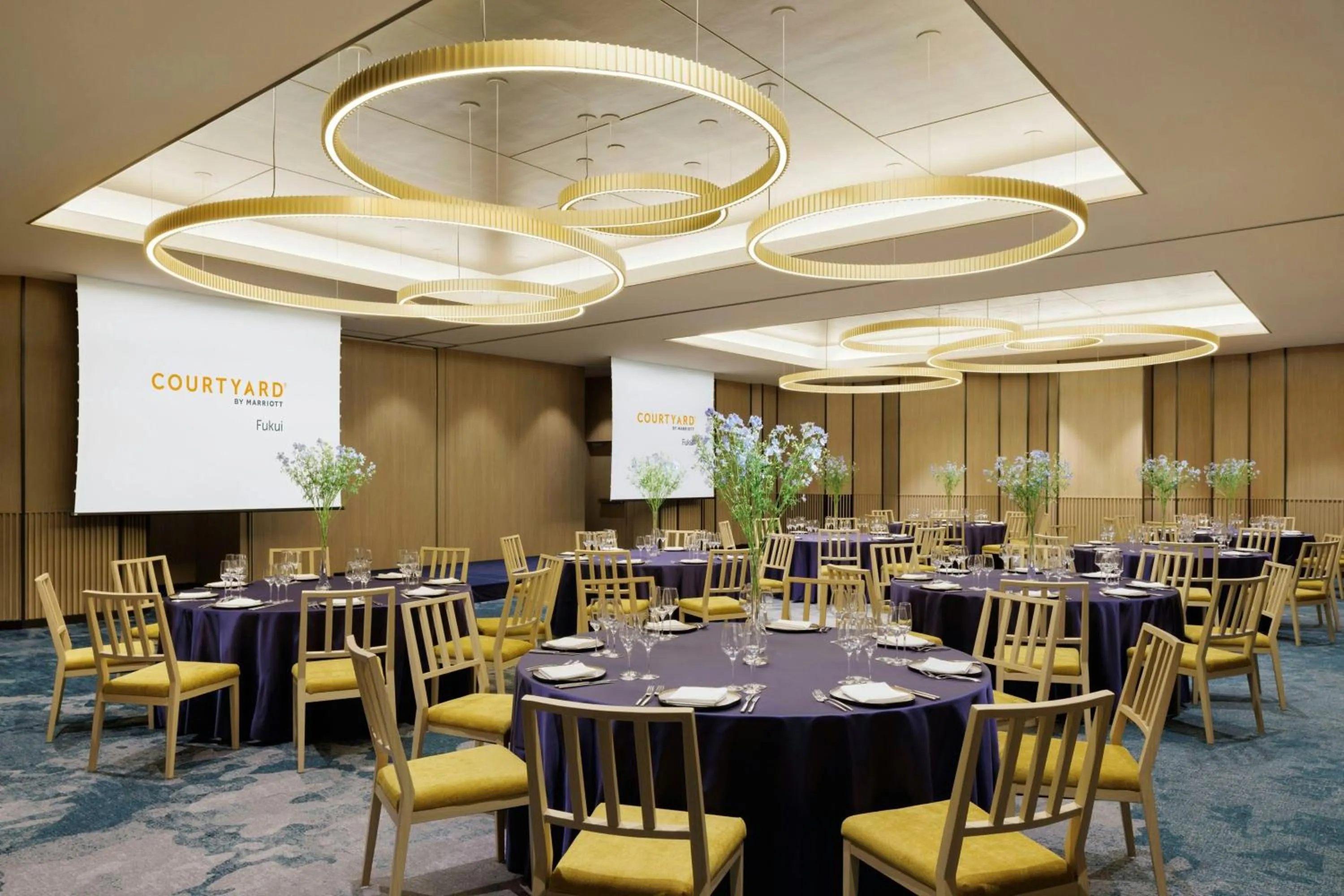 Meeting/conference room in Courtyard by Marriott Fukui