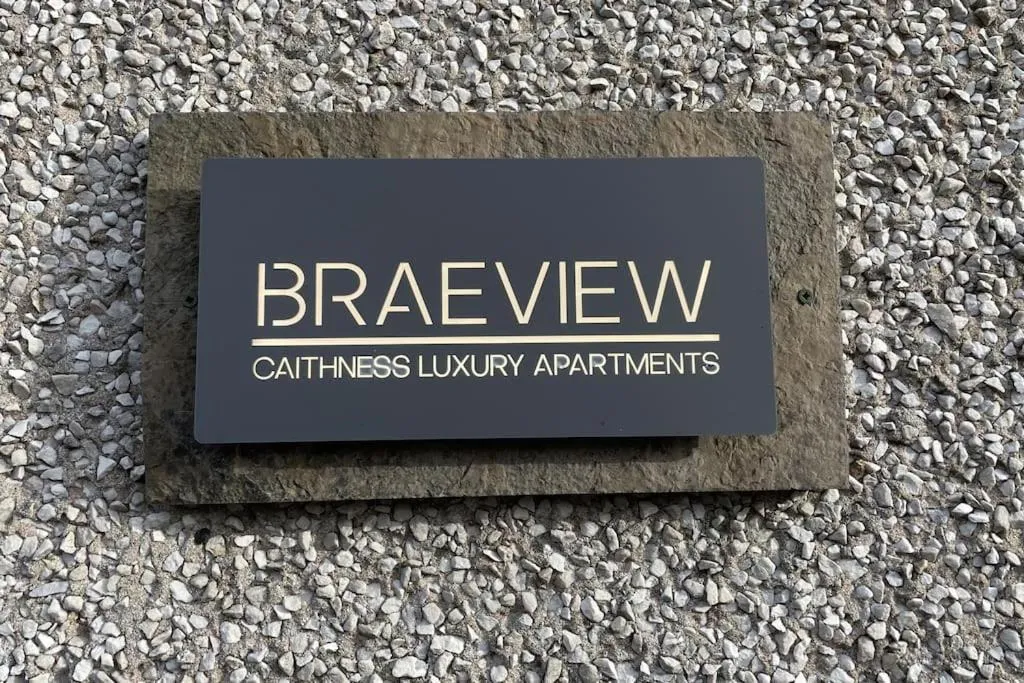 Property logo or sign in Braeview - by Caithness Luxury Apartments NC500 - 3 Bedroom Luxury holiday home - Sleeps Work teams upto 3 & holiday makers upto 5