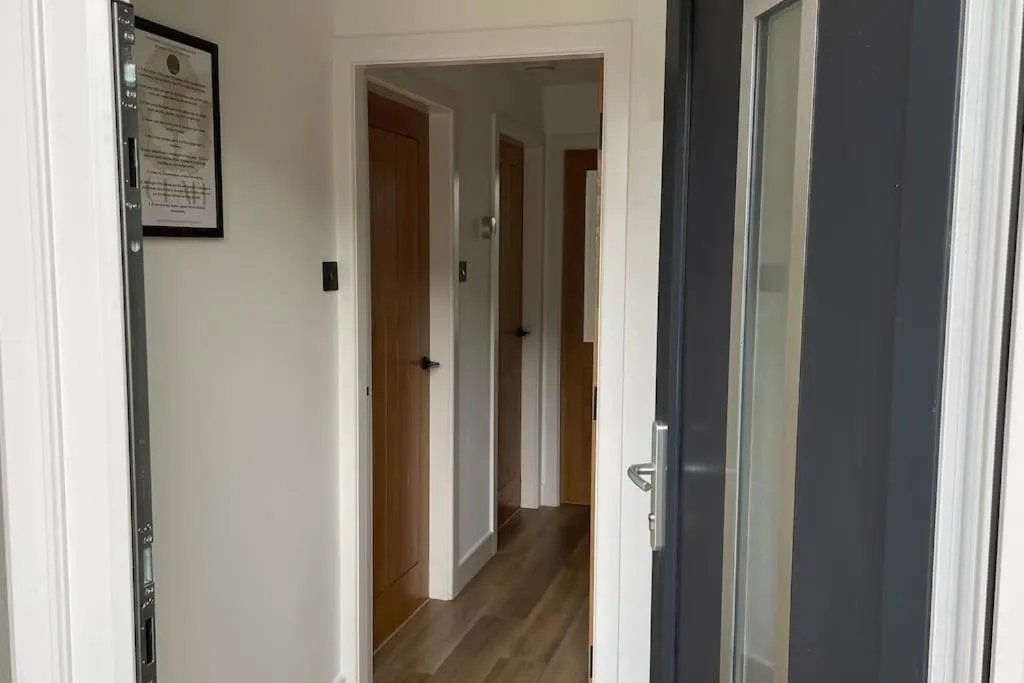 Braeview - by Caithness Luxury Apartments NC500 - 3 Bedroom Luxury holiday home - Sleeps Work teams upto 3 & holiday makers upto 5