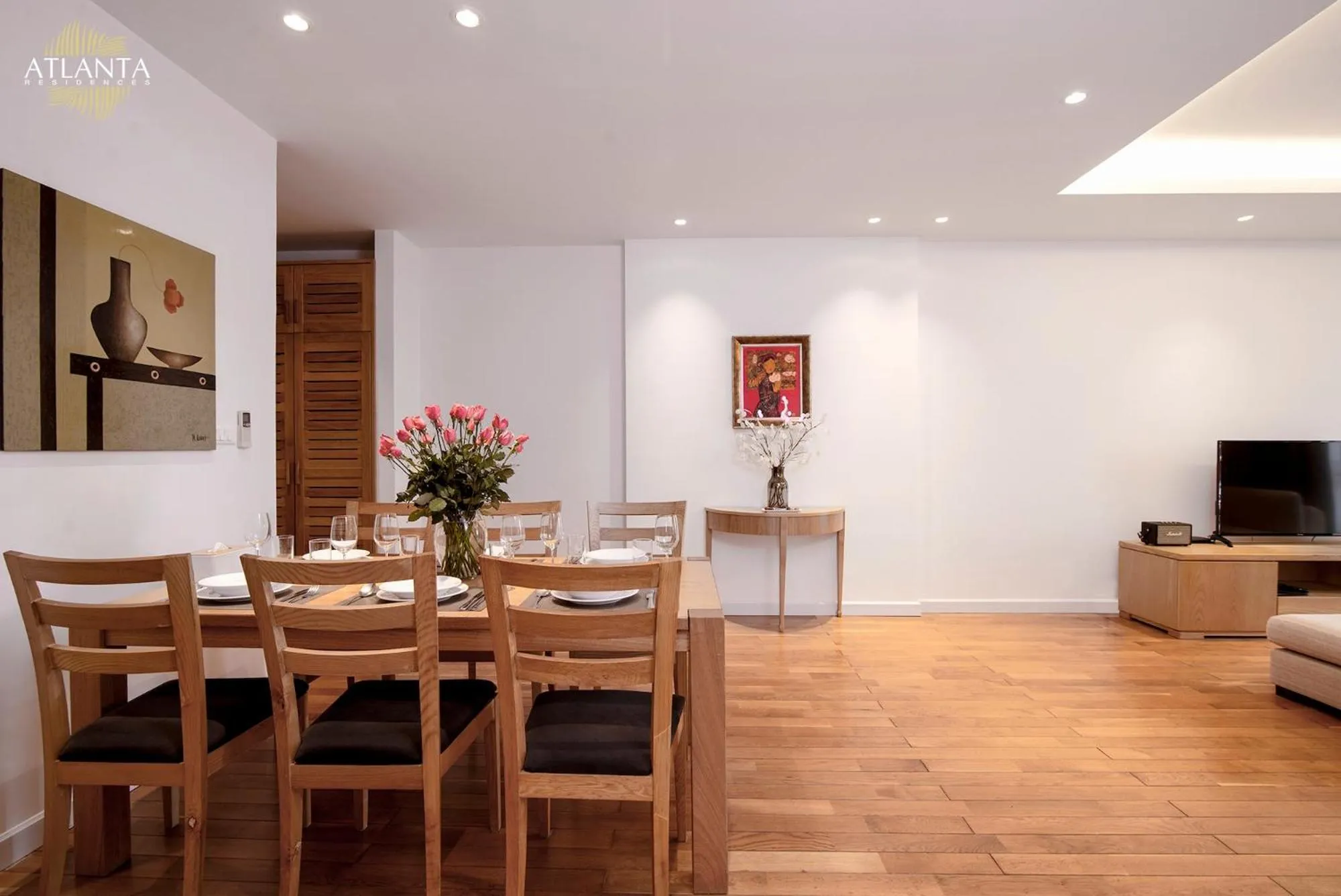 TV and multimedia in Atlanta Residences