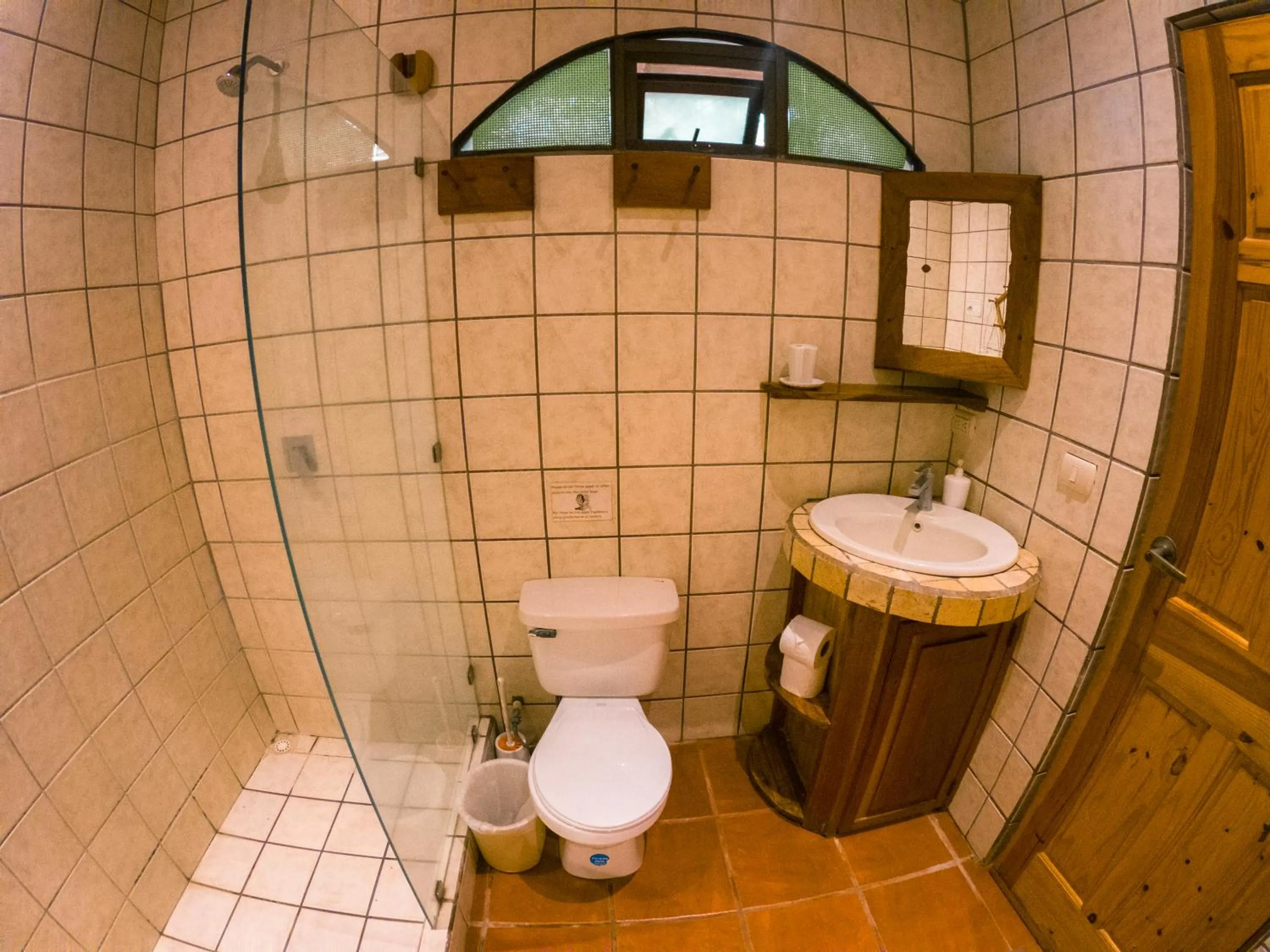 Toilet in Pacifica Surf Studios