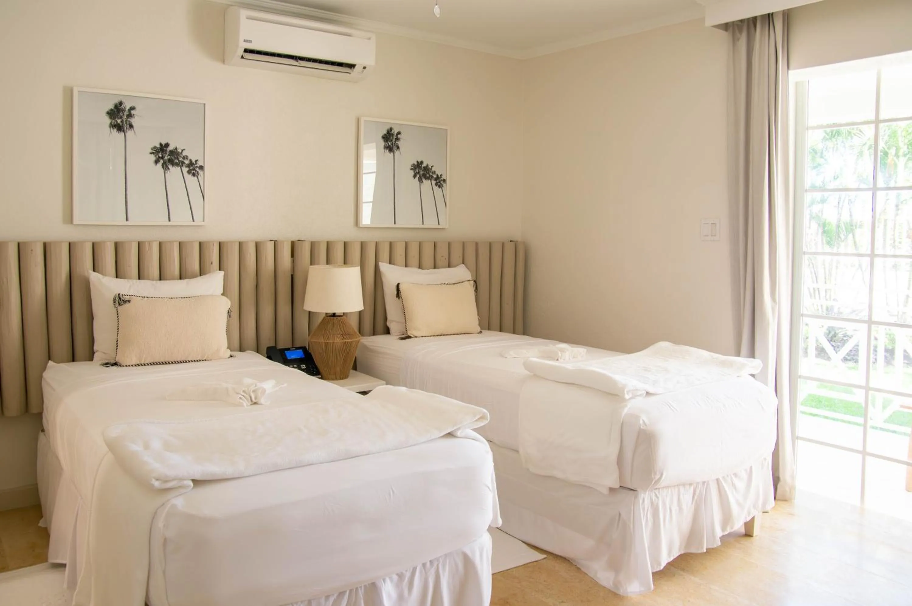 Bed in South Point Hotel Inc