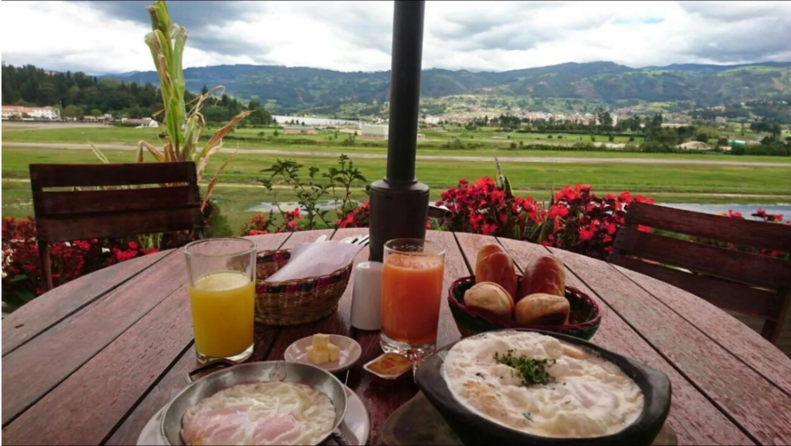 Breakfast in Hotel Cabañas San Cayetano