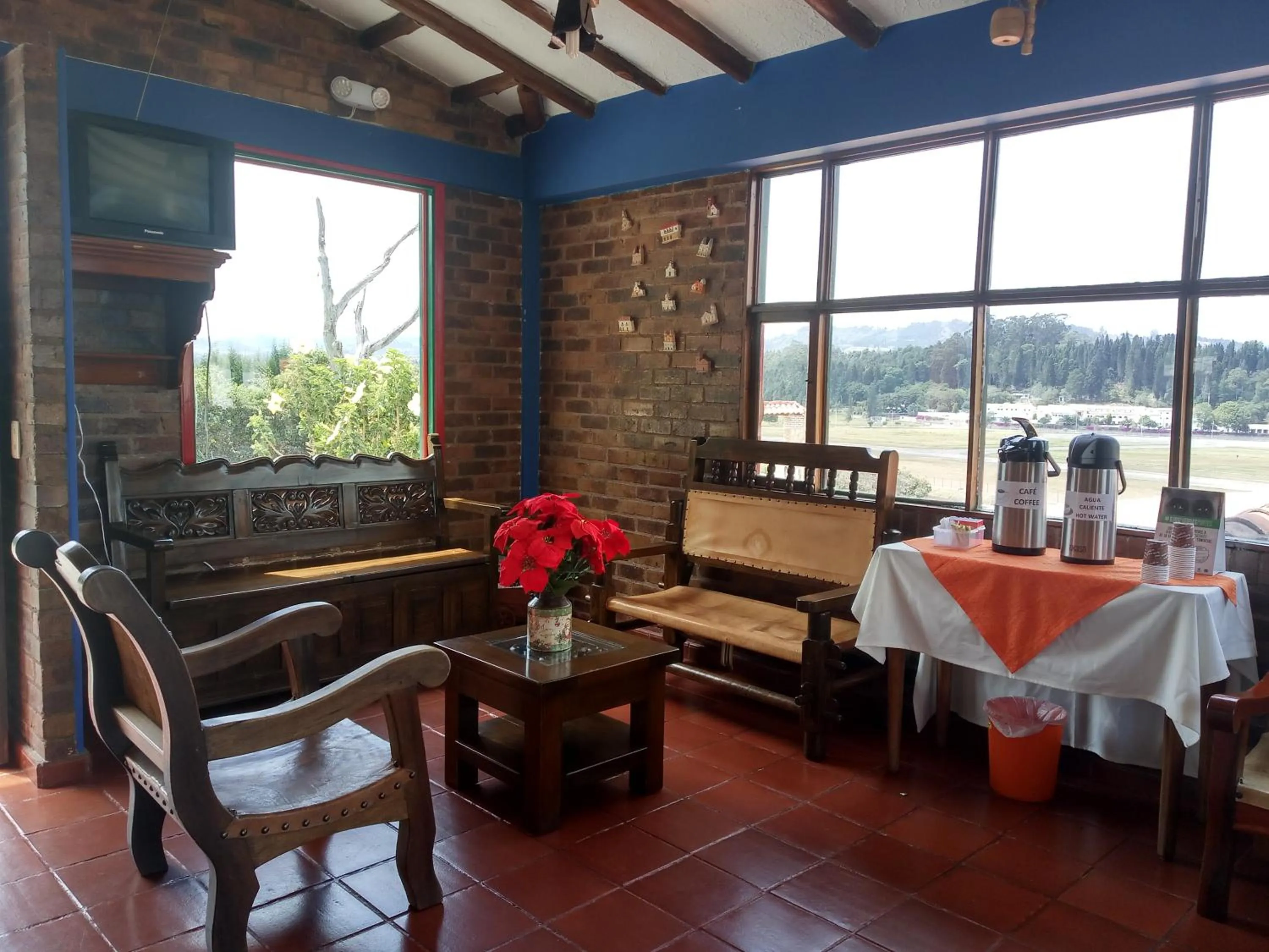 Lobby or reception in Hotel Cabañas San Cayetano