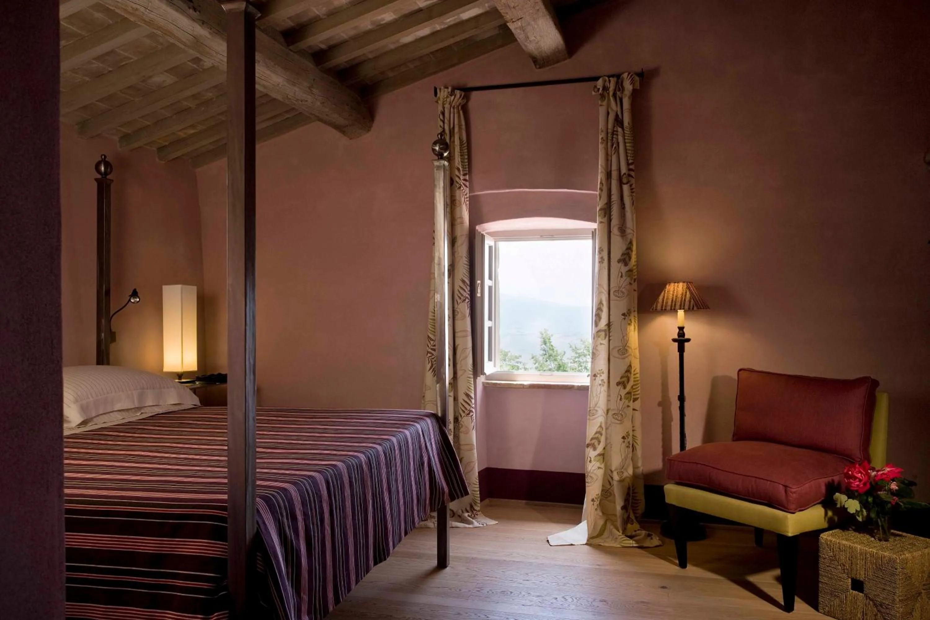 Bedroom, Bed in Monteverdi Tuscany
