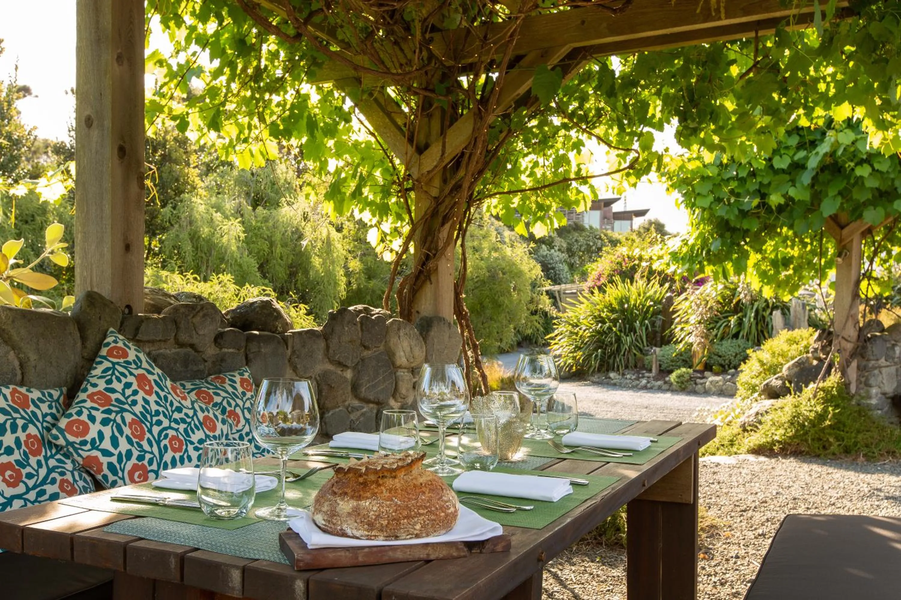 Hapuku Lodge & Tree Houses