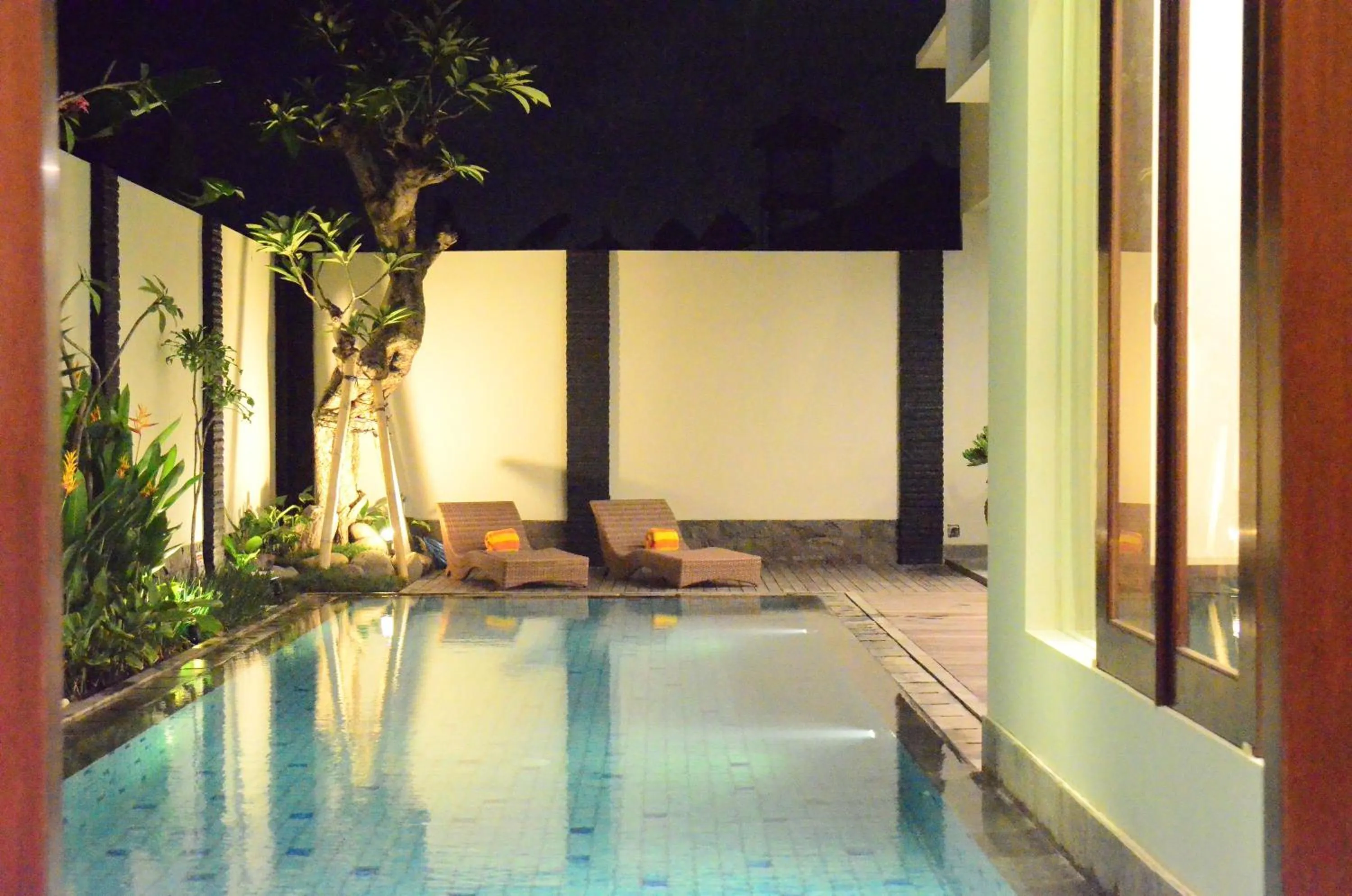 Swimming pool in The Arnaya