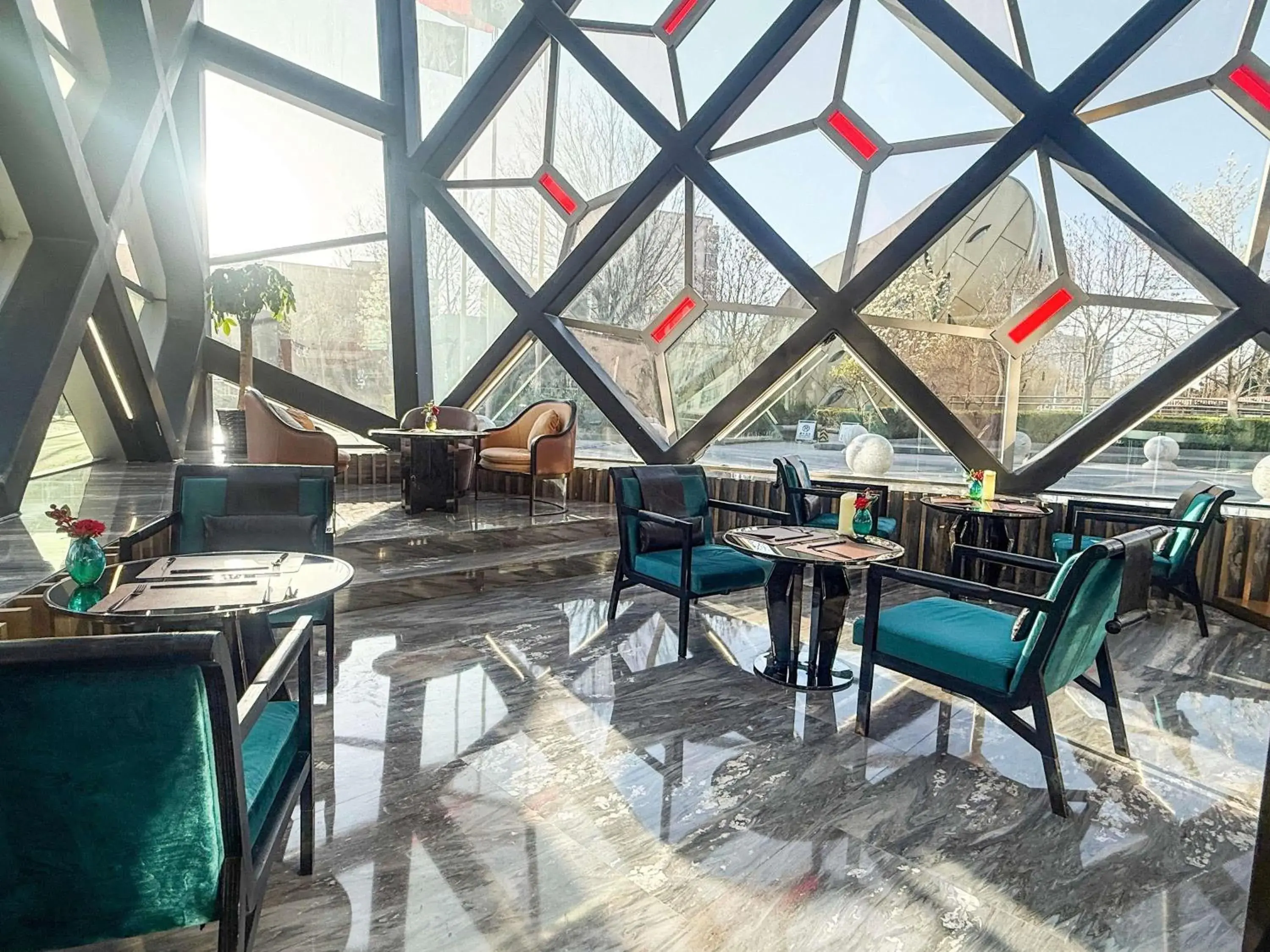 Luxury Twin Room with Club Access inclusive Mini Bar and 20% discount in Chinese Restaurant in Sofitel Beijing Central Luxury Twin Room with Club Access inclusive Mini Bar and 20% discount in Chinese Restaurant in Sofitel Beijing Central