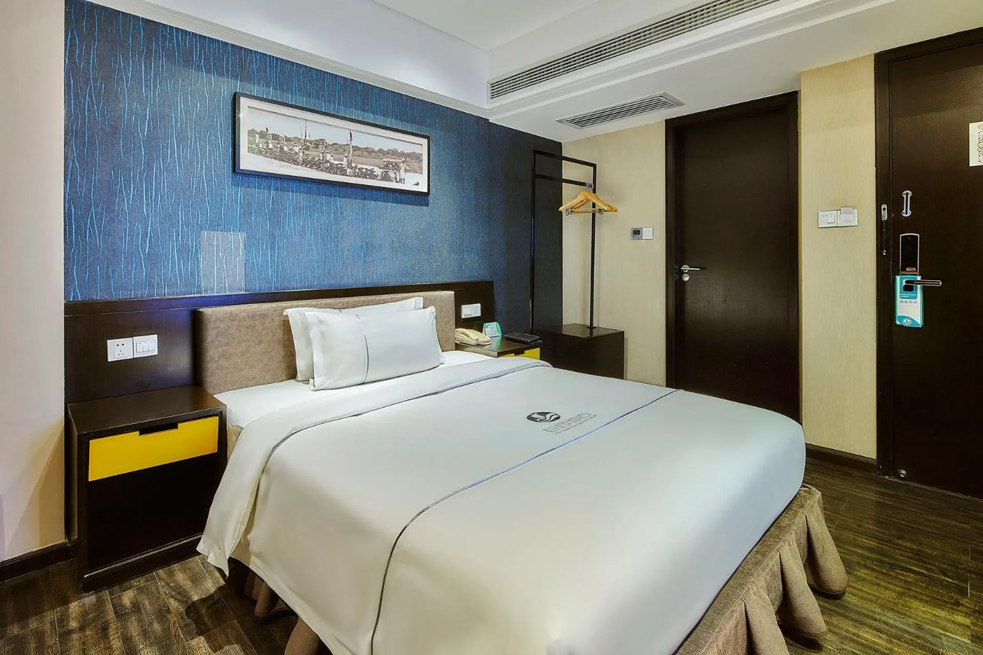 Bed in Insail Hotels Huanshi Road Taojin Metro Station Guangzhou