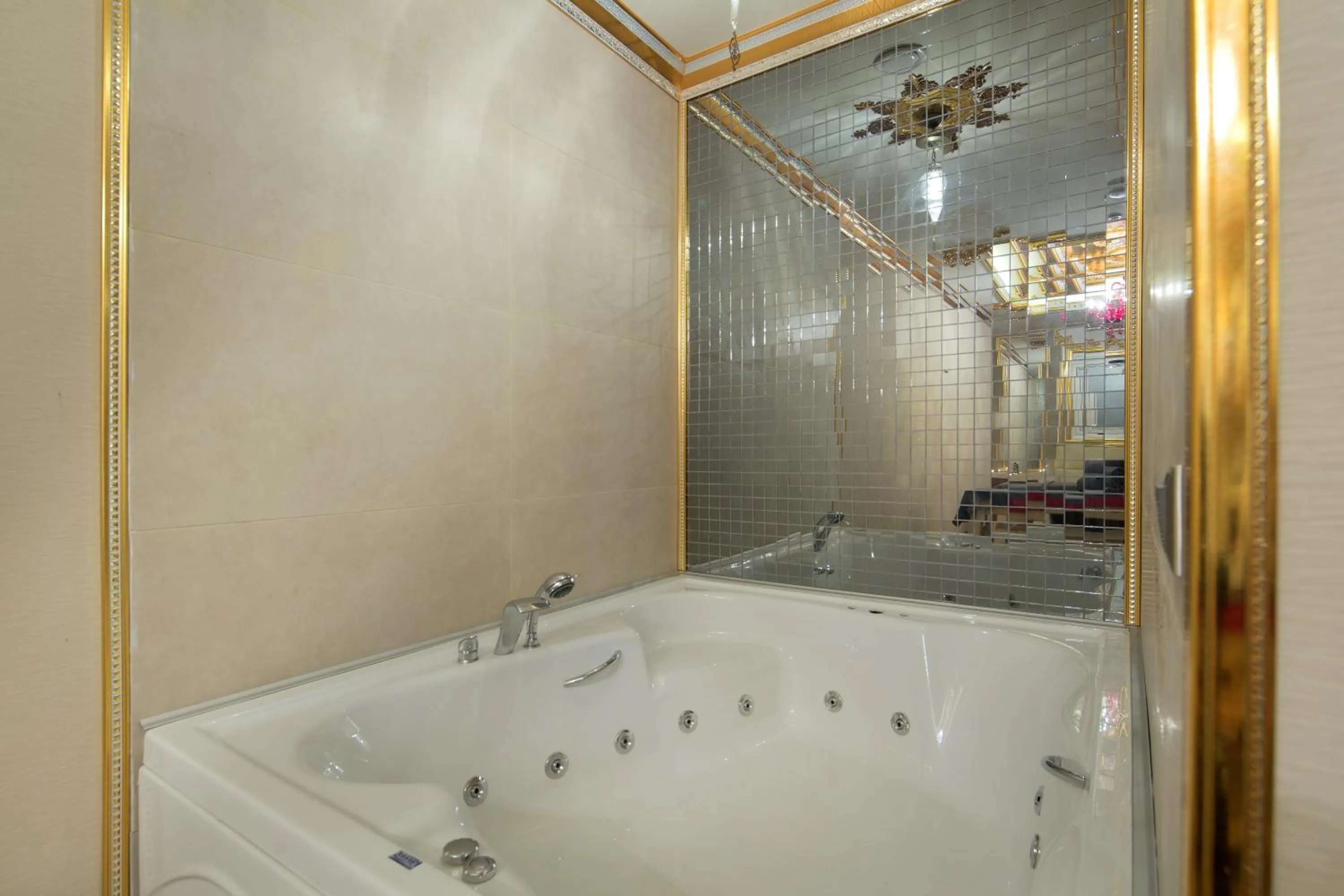 Hot Tub in Ramada Resort Kusadasi & Golf