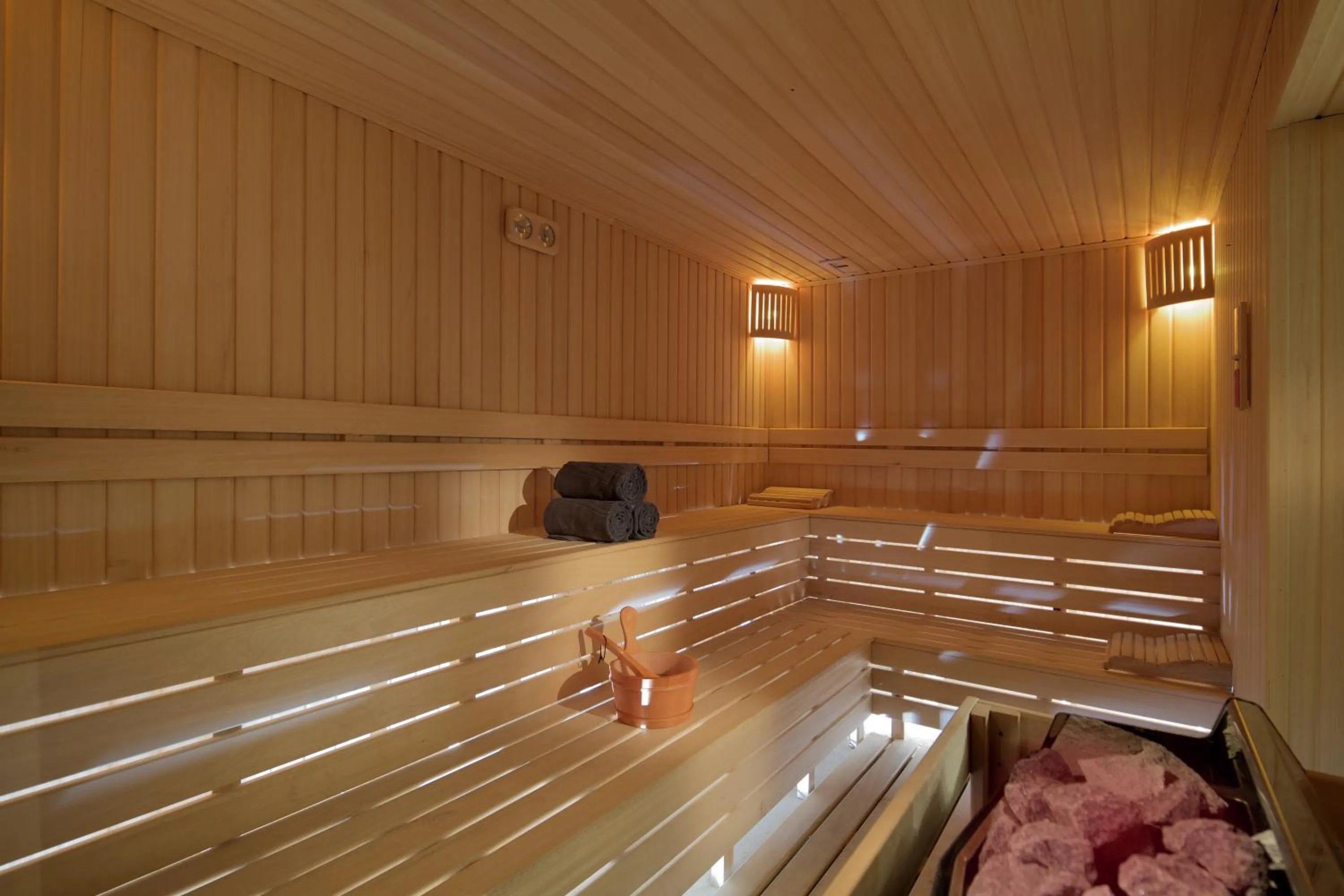 Sauna in Ramada Resort Kusadasi & Golf