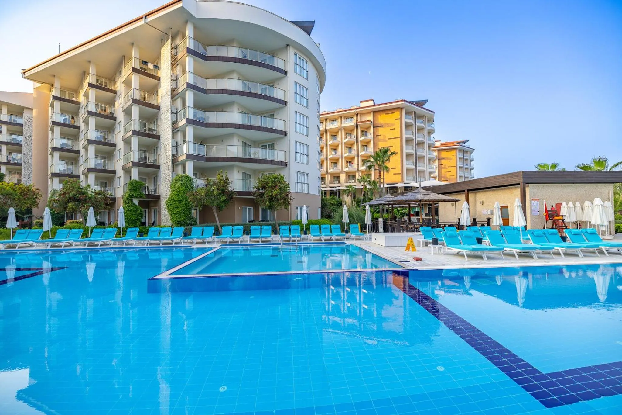 Swimming pool in Ramada Resort Kusadasi & Golf