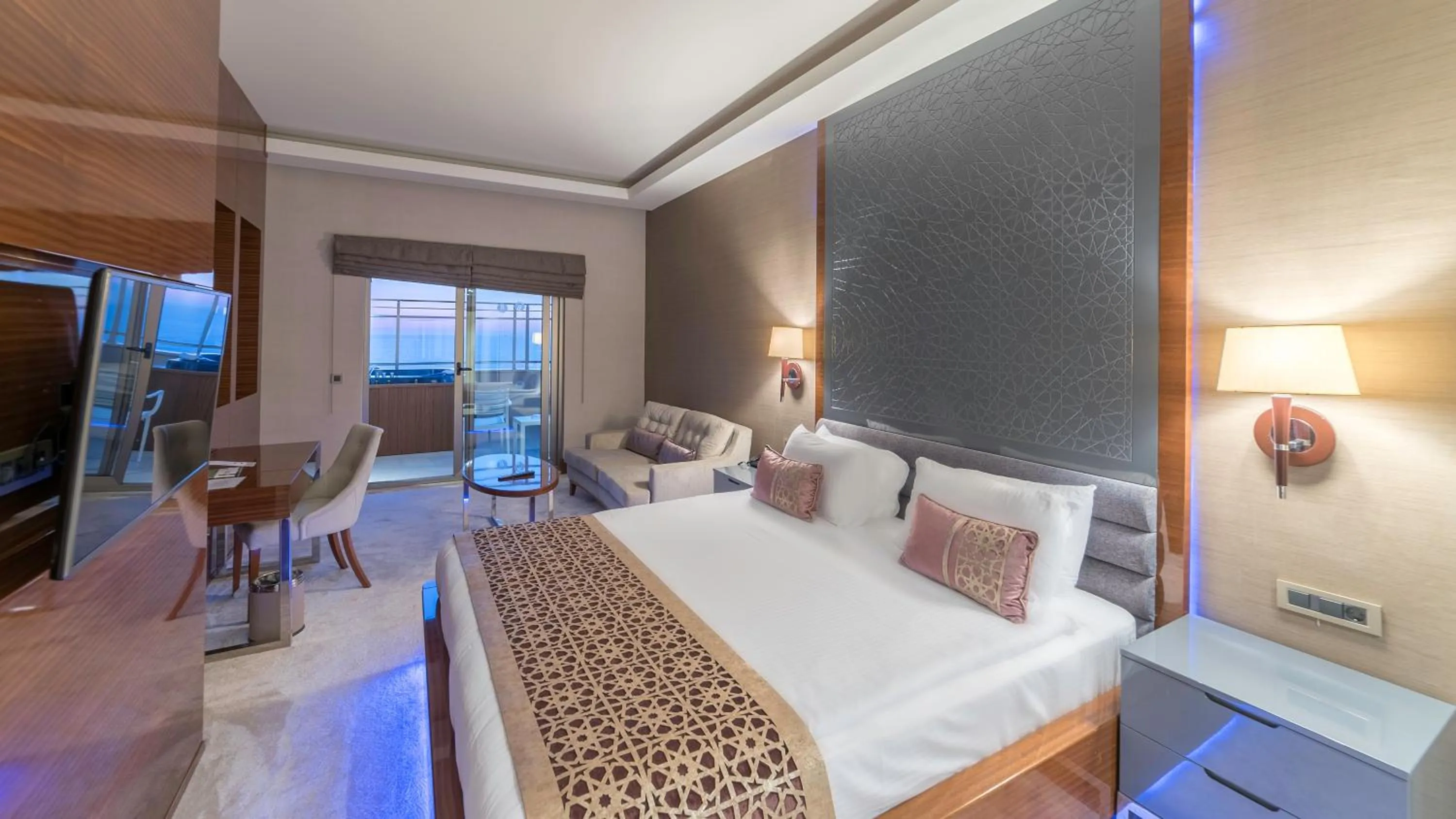 Bedroom, Bed in Ramada Resort Kusadasi & Golf