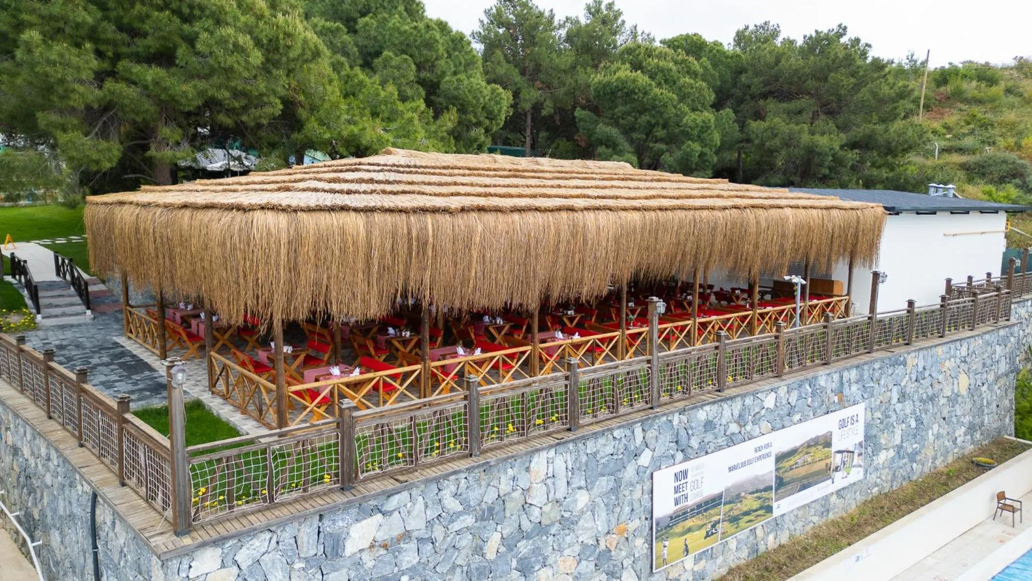 Restaurant/places to eat in Ramada Resort Kusadasi & Golf