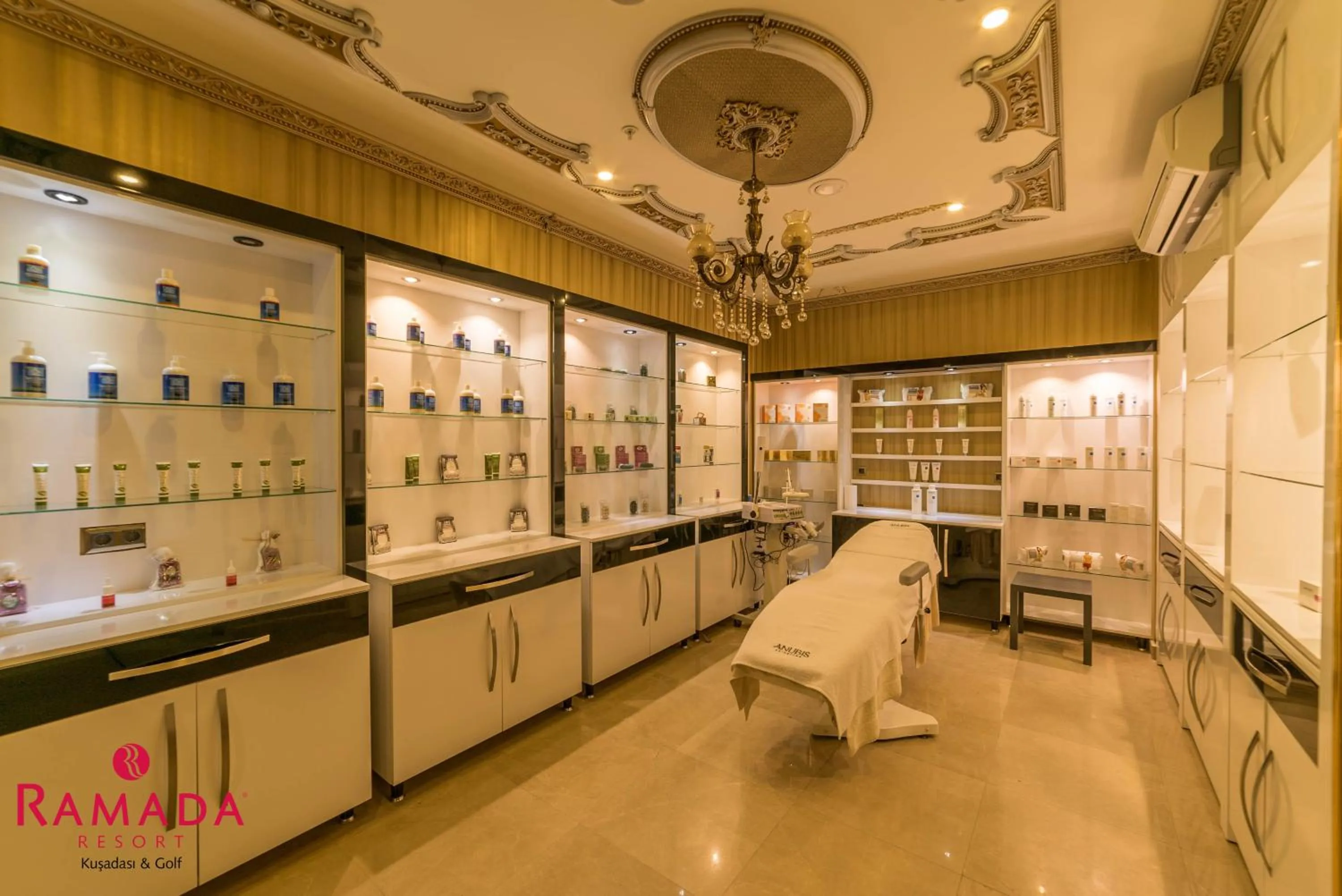 Spa and wellness centre/facilities in Ramada Resort Kusadasi & Golf