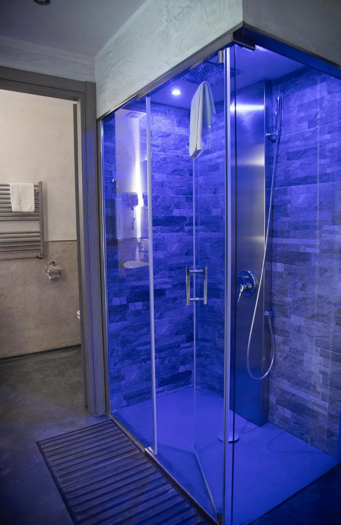 Shower in Residence Villa Rosa dei Venti