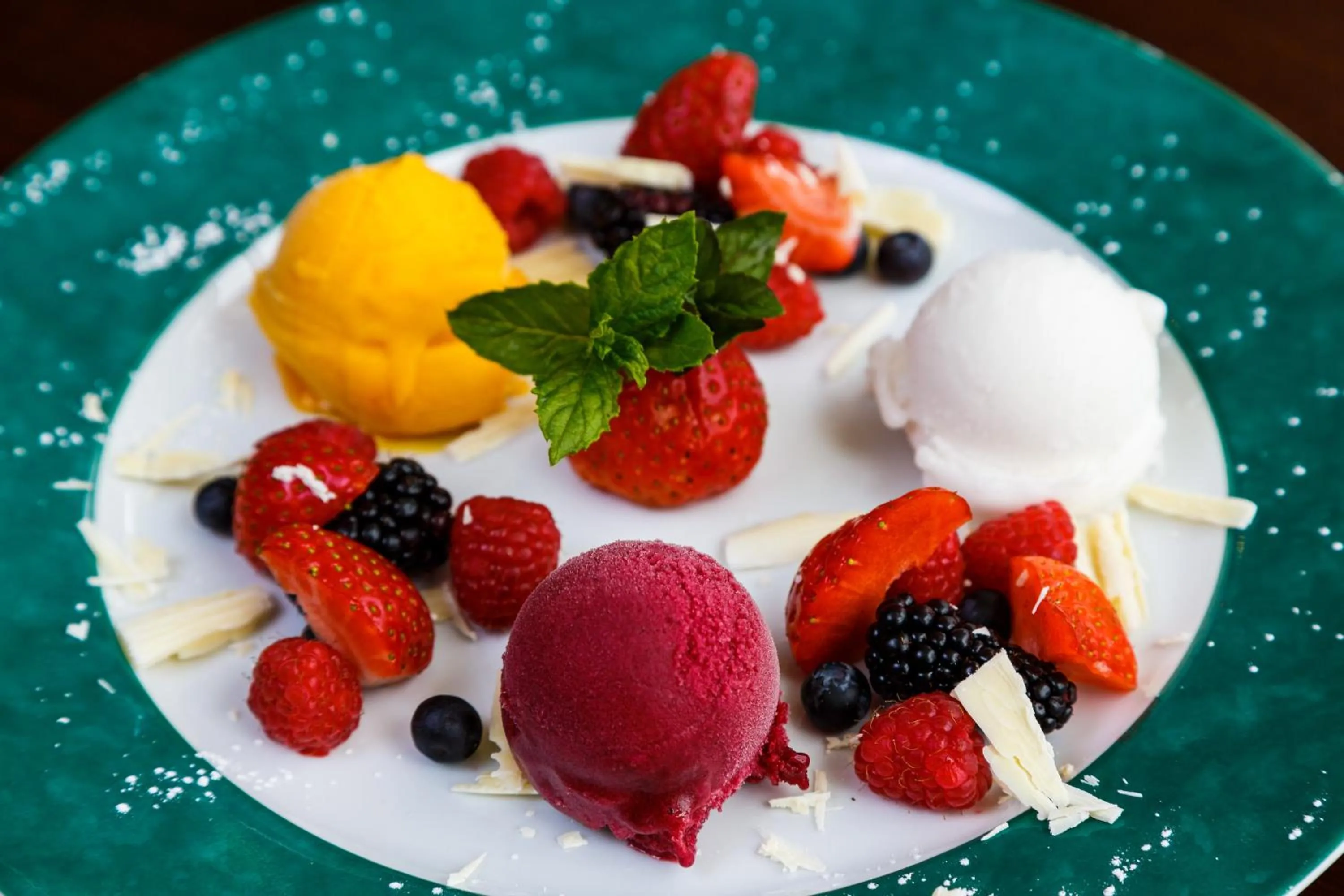 Restaurant/places to eat in Hotel-Restaurant Bellevue