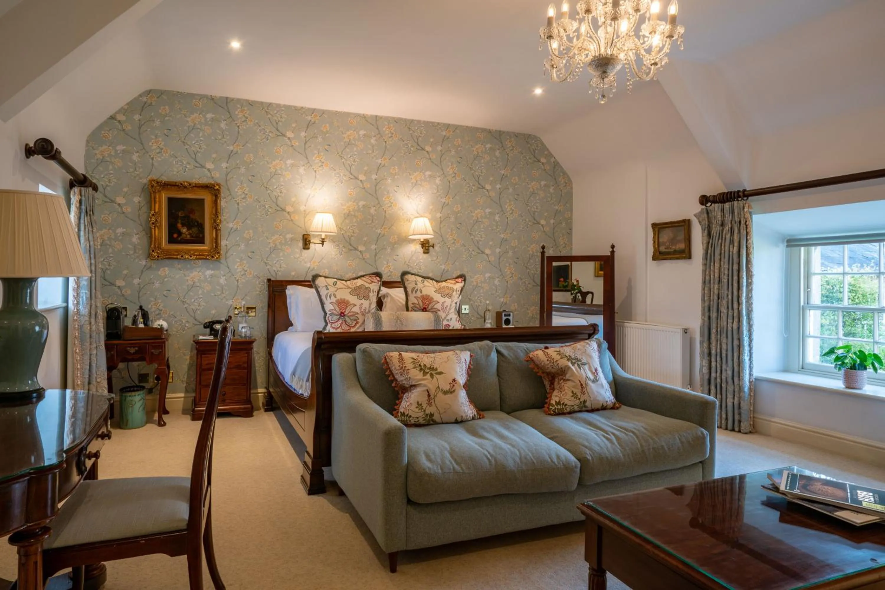 Junior Suite in Lucknam Park, Emblems Collection