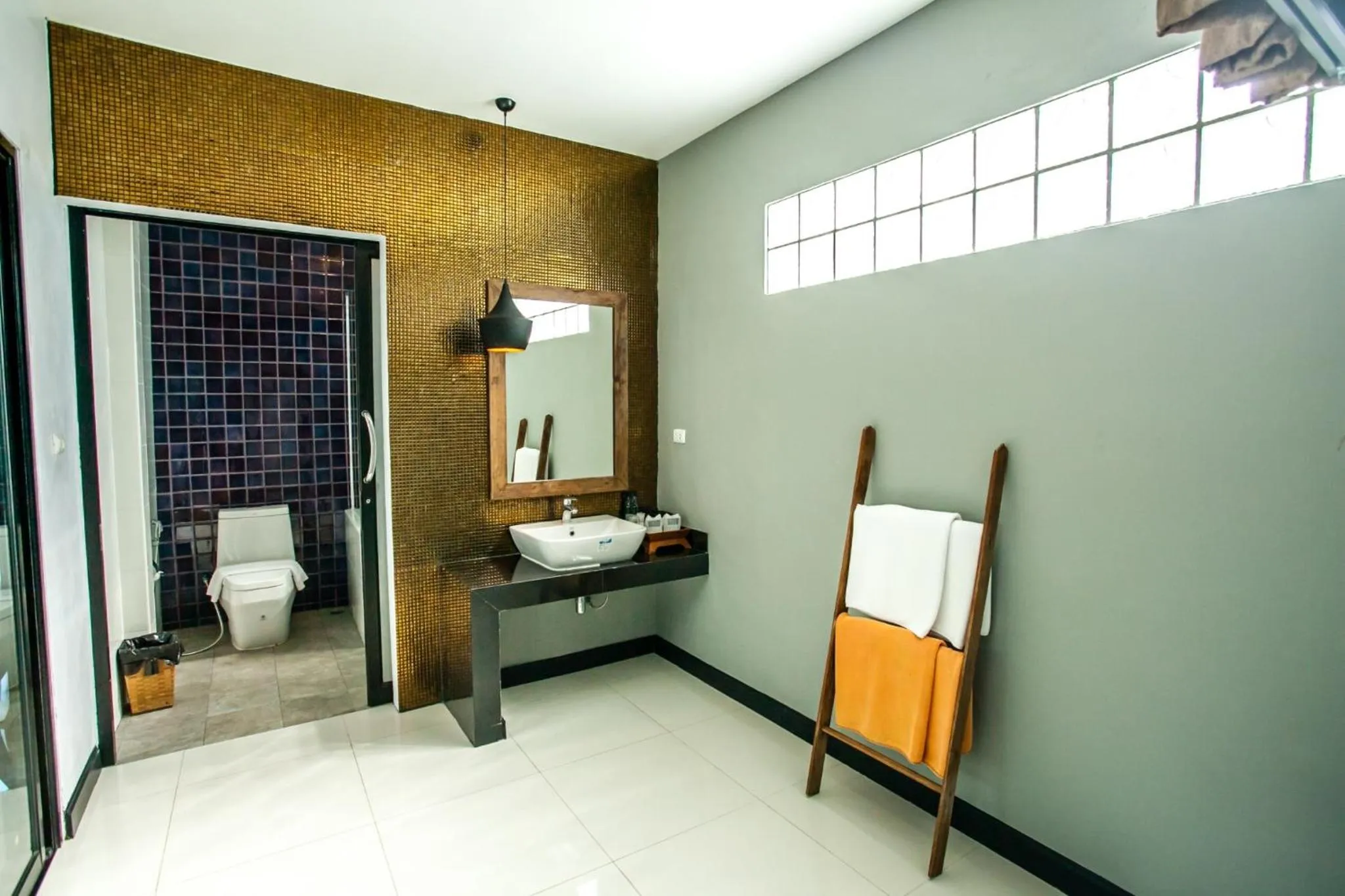 Toilet in Himaphan Boutique Resort - SHA EXTRA PLUS