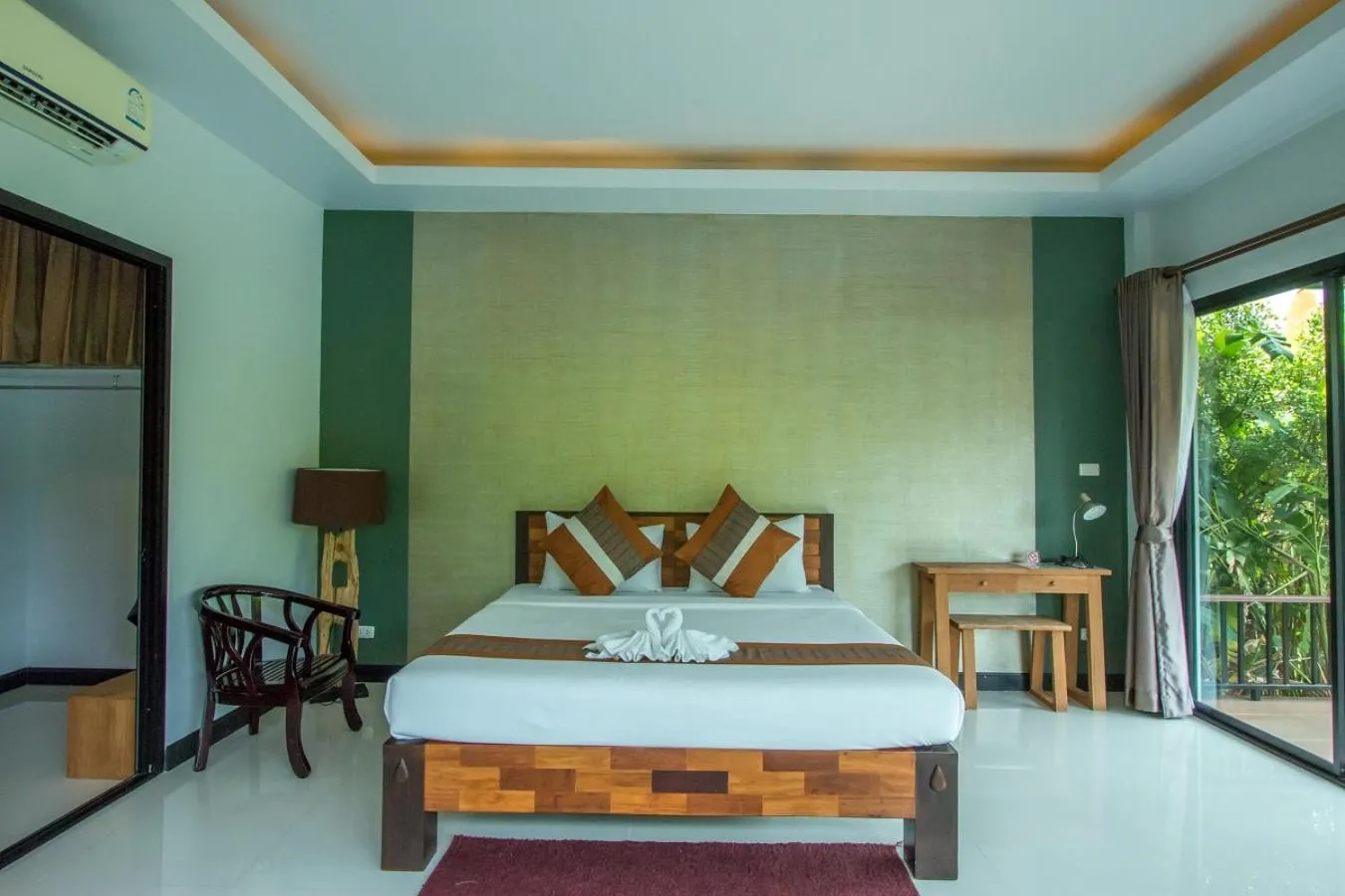 Living room, Bed in Himaphan Boutique Resort - SHA EXTRA PLUS