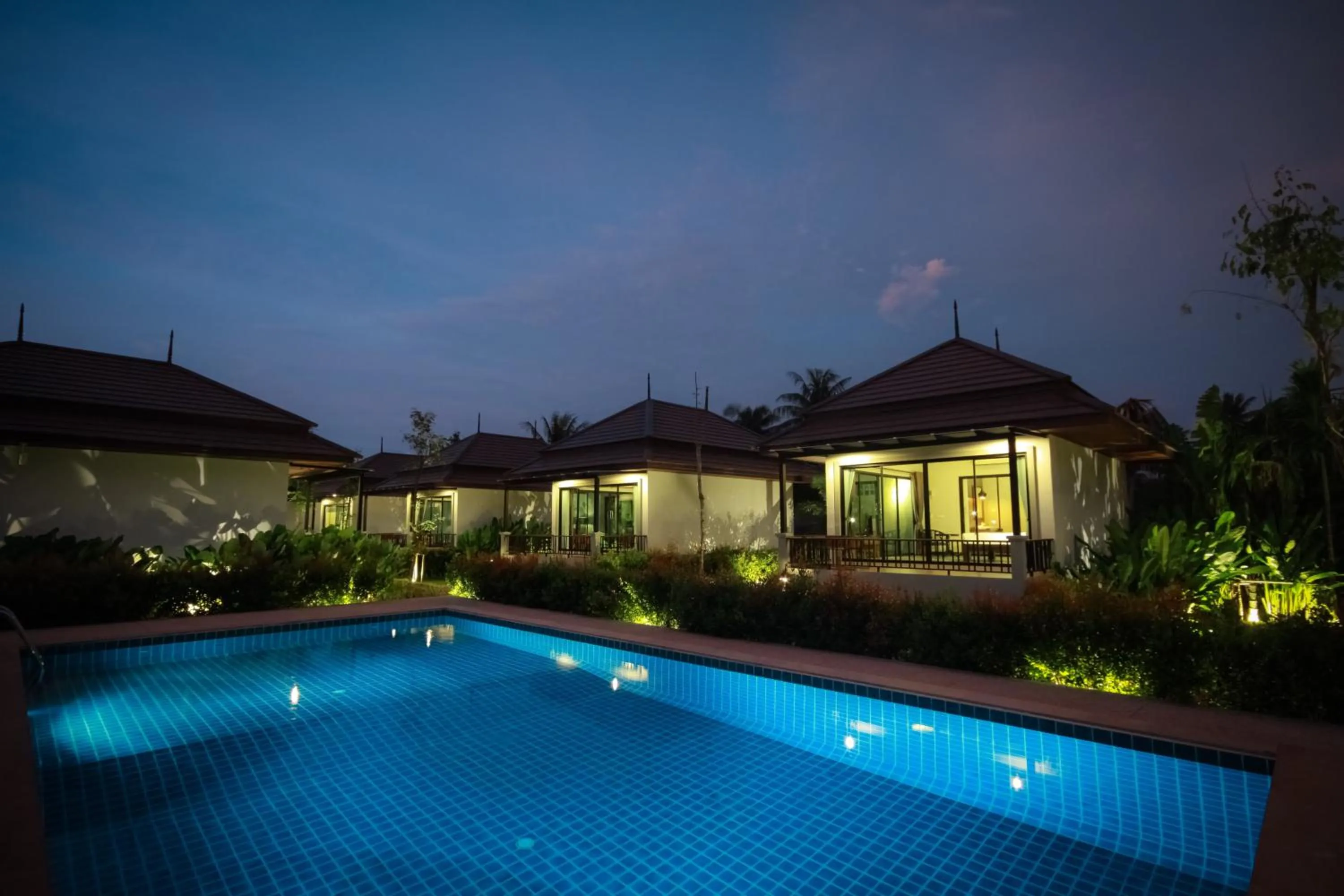 Swimming pool in Himaphan Boutique Resort - SHA EXTRA PLUS