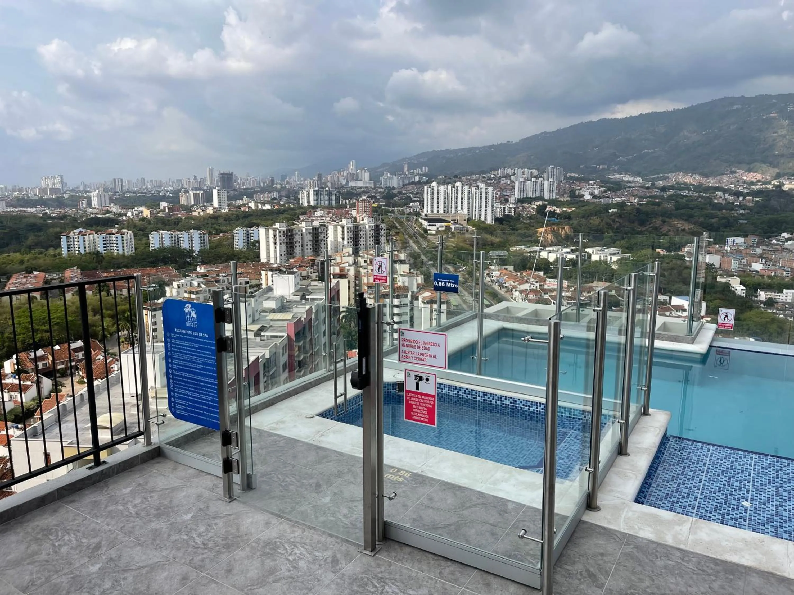 Hot Tub in Acogedor apartamento cerca de clínica en F/blanca